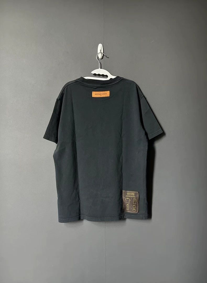 Louis Vuitton Louis Vuitton Washed Grey Instruction Book Short Sleeve Size US XXL / EU 58 / 5 - 3 Thumbnail