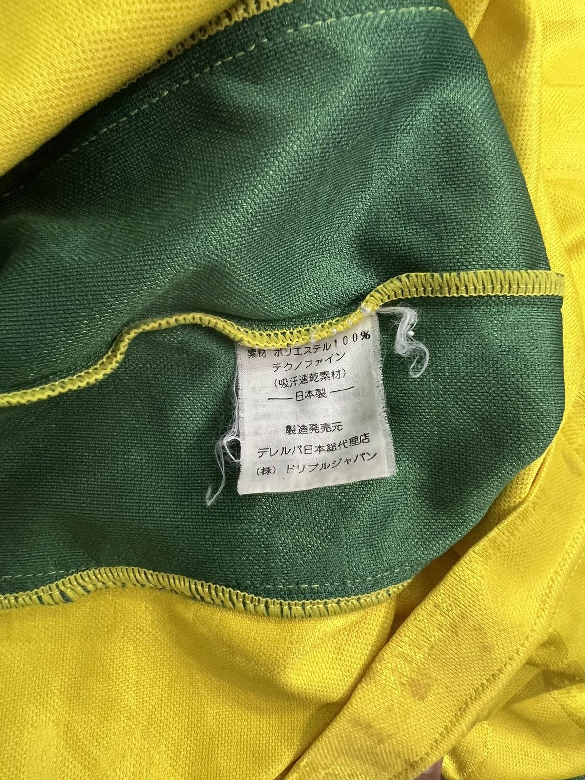 Vintage 🔥VINTAGE BRASIL DELLERBA FOOTBALL JERSEY Size US M / EU 48-50 / 2 - 9 Thumbnail