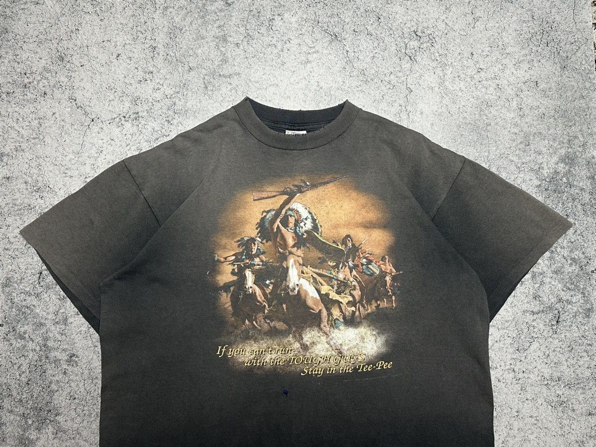 Delta Vintage Sun Faded Navajo Western Indian Graphic T-Shirt Size US XL / EU 56 / 4 - 2 Thumbnail