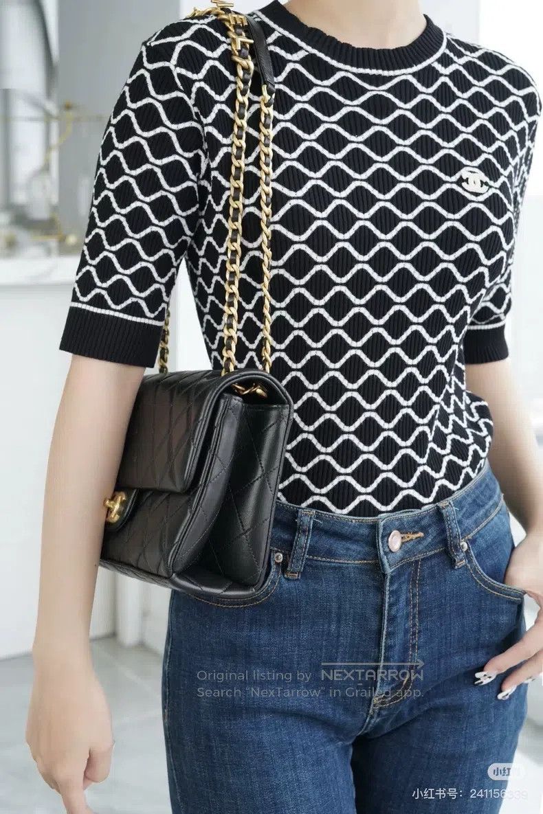 Chanel Chanel Black and white diamond plaid knitted short sleeves Size XXS / US 00 / IT 34 - 7 Thumbnail