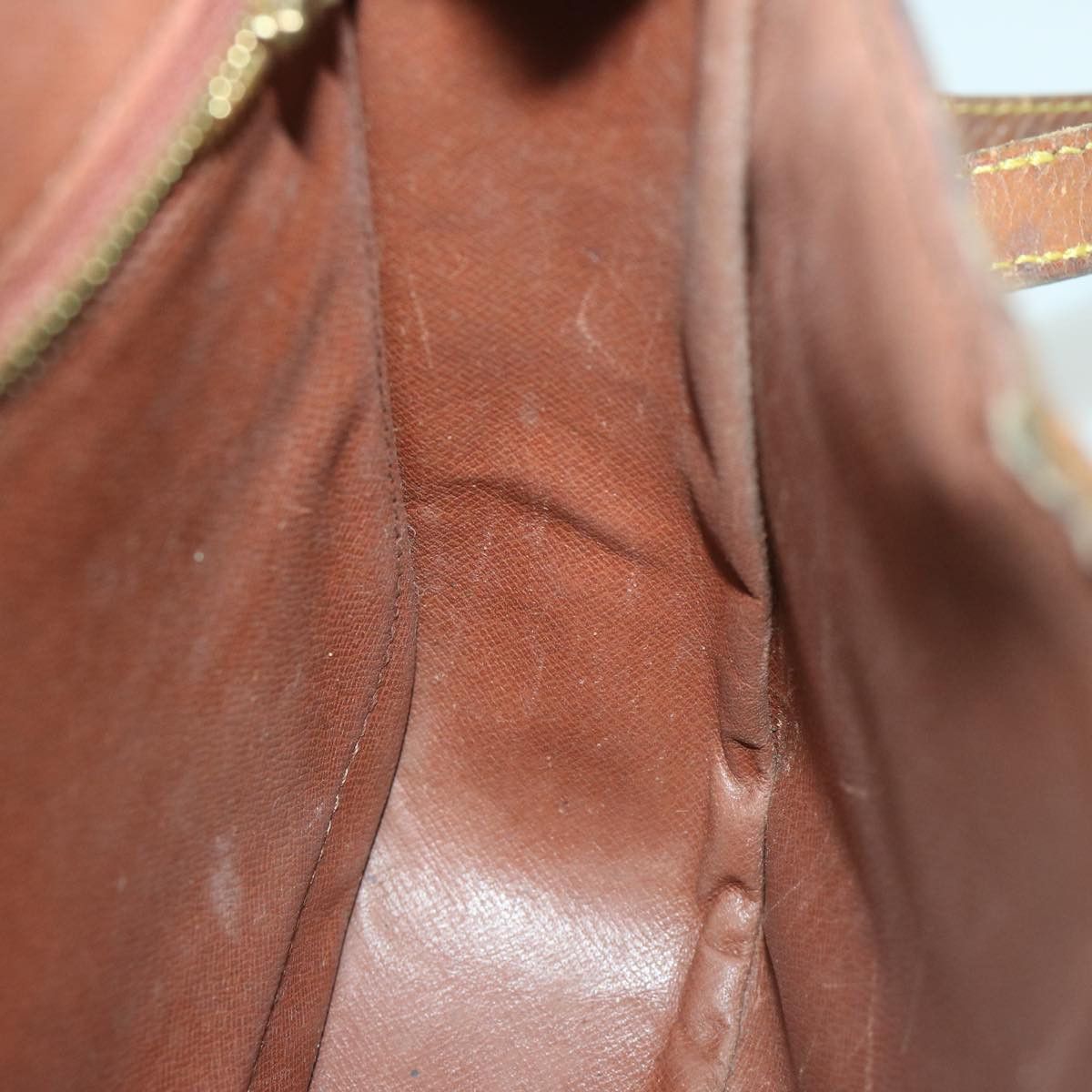 Louis Vuitton LOUIS VUITTON Monogram Saint Cloud GM Shoulder Bag M51242 Size ONE SIZE - 14 Thumbnail