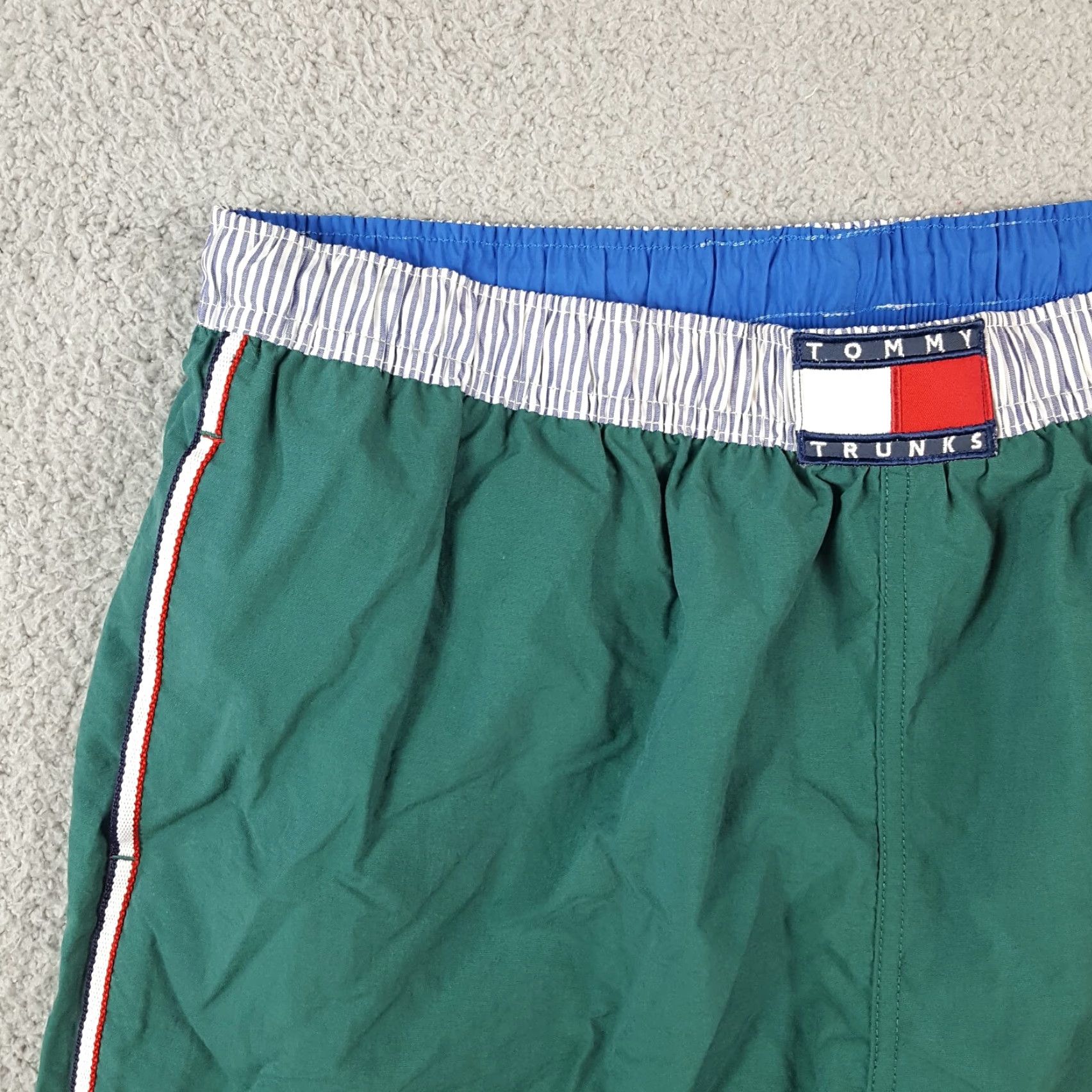 Tommy Hilfiger VINTAGE Tommy Hilfiger Flag Logo Swim Trunks Men's Large Green Retro 90s Y2K Board Shorts Size US 33 - 2 Thumbnail