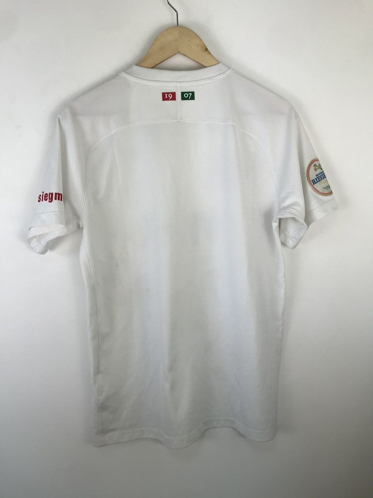 Nike AUGSBURG 2018 2019 HOME FOOTBALL JERSEY NIKE 894355-043,M Size US M / EU 48-50 / 2 - 2 Thumbnail