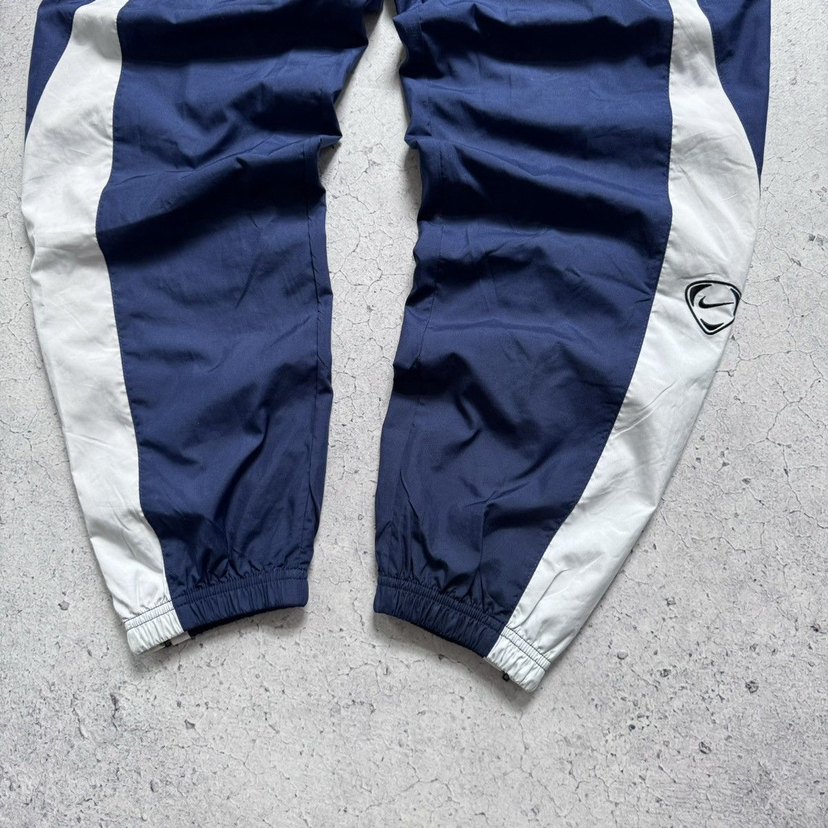 Nike × Vintage Nike Nylon Track Pants 90s Baggy Drill Joggers Y2K Size US 30 / EU 46 - 12 Thumbnail