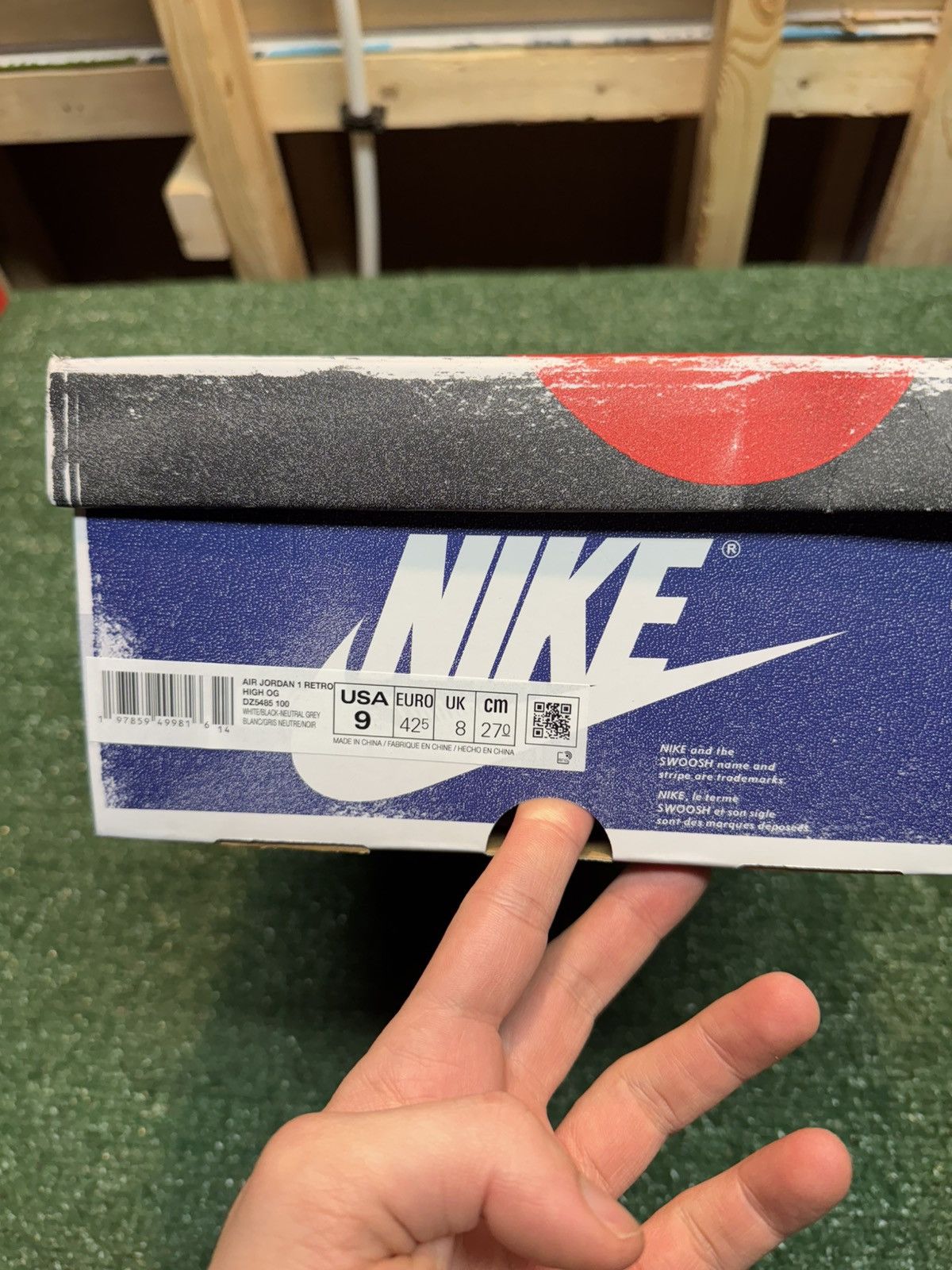 Jordan Brand Jordan Retro 1 Rare Air Size 9 Size US 9 / EU 42 - 11 Thumbnail