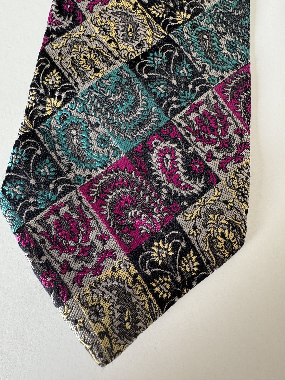 Yves Saint Laurent Yves Saint Laurent Vintage Tie Size ONE SIZE - 2 Thumbnail