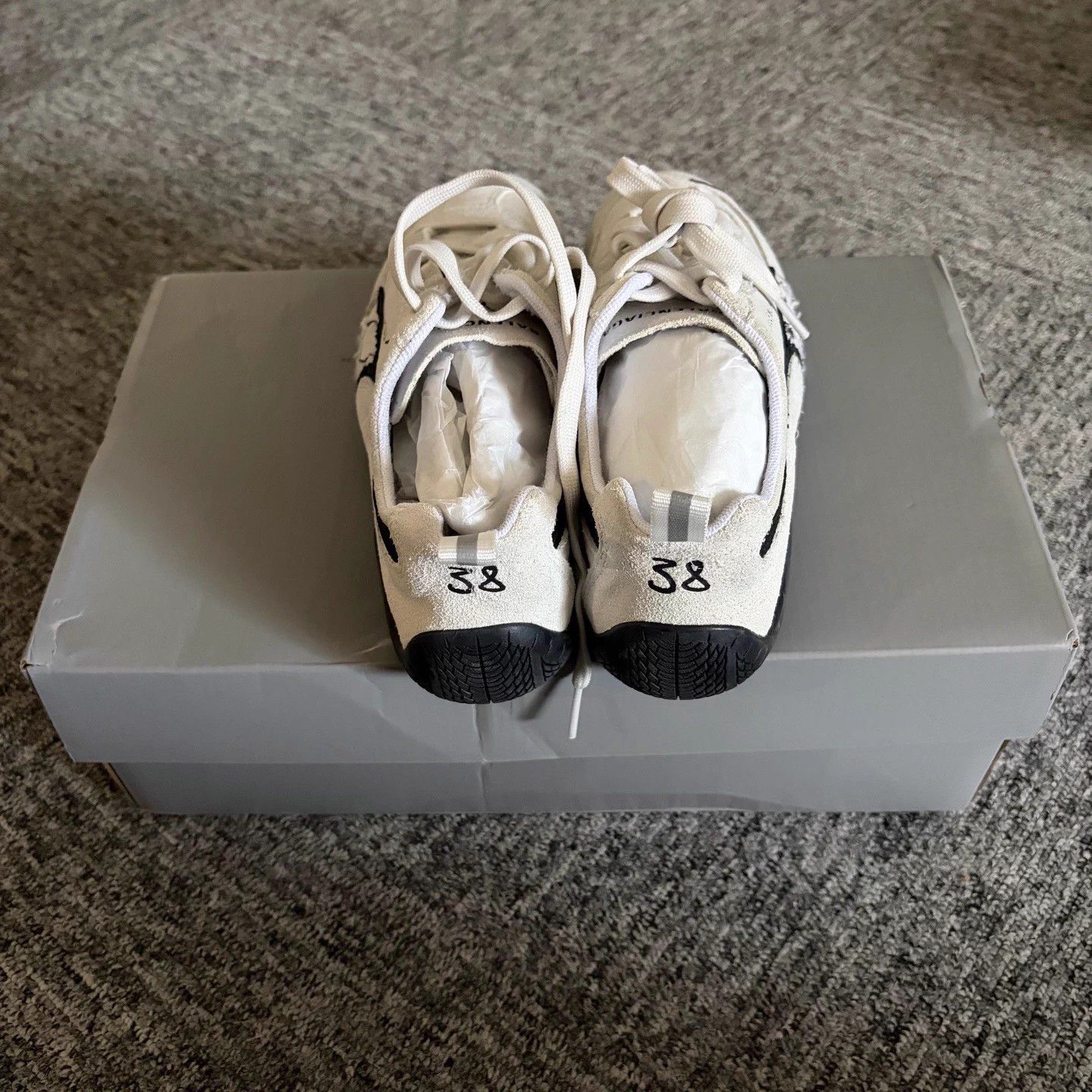 Puma PUMA x Balenciaga Speedcat White Washed 38W New Size US 7.5 / IT 37.5 - 4 Thumbnail