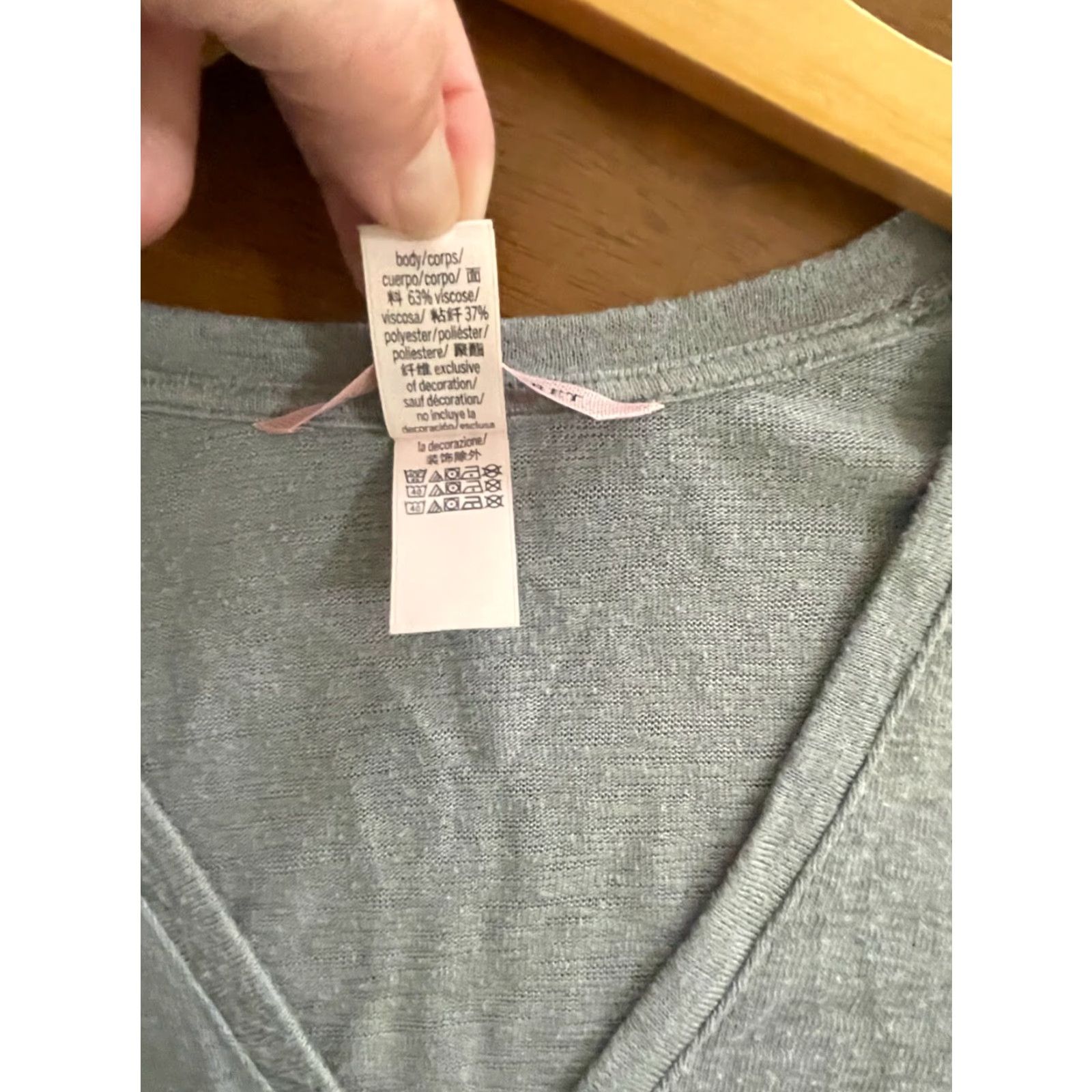 Victoria's Secret Viktoria’s Secret XS sleep shirt gray 1/4 button comfy Size XS / US 0-2 / IT 36-38 - 4 Thumbnail
