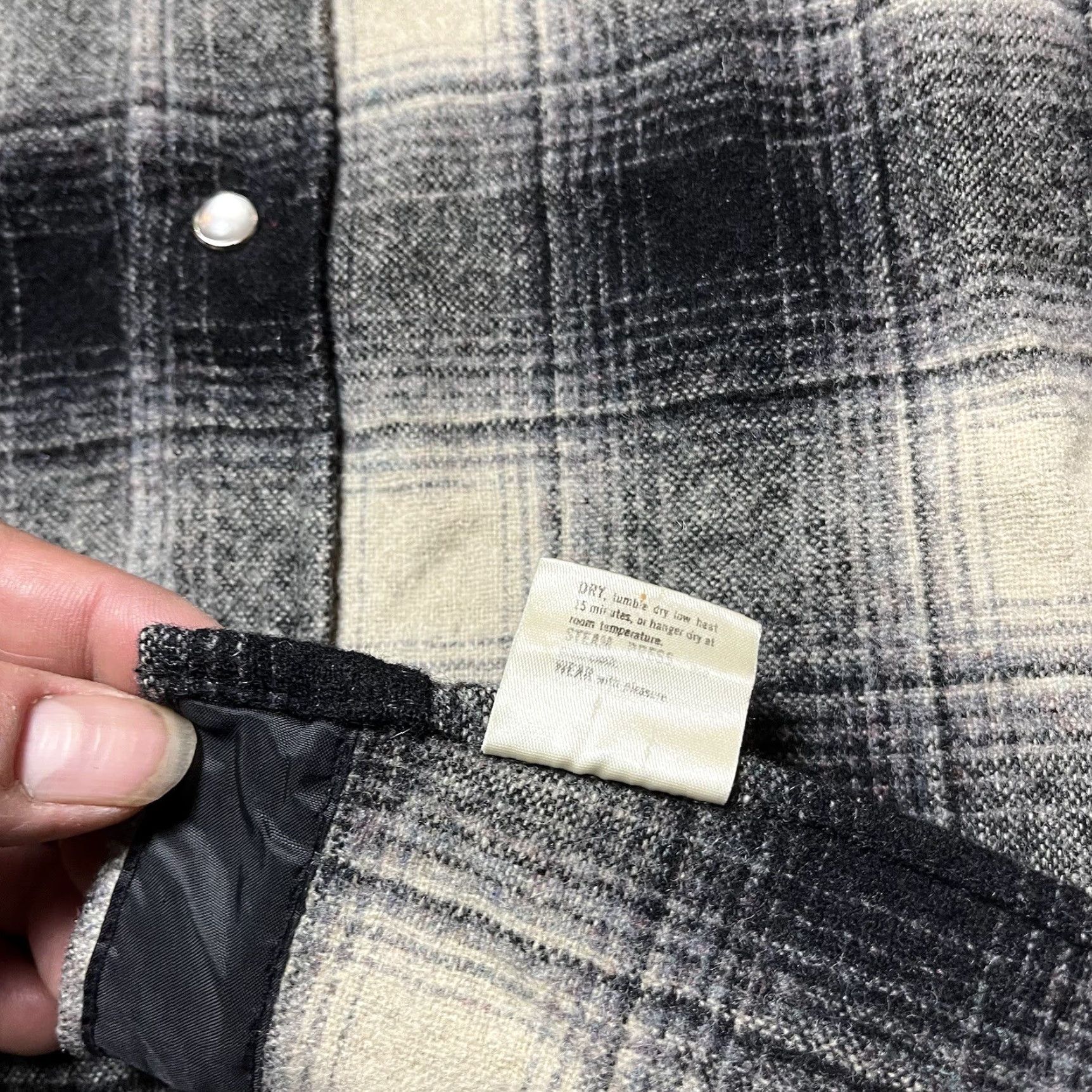 Pendleton VINTAGE Pendleton Western Pearl Snap Plaid Wool Shirt Medium Long Men Size US M / EU 48-50 / 2 - 5 Thumbnail