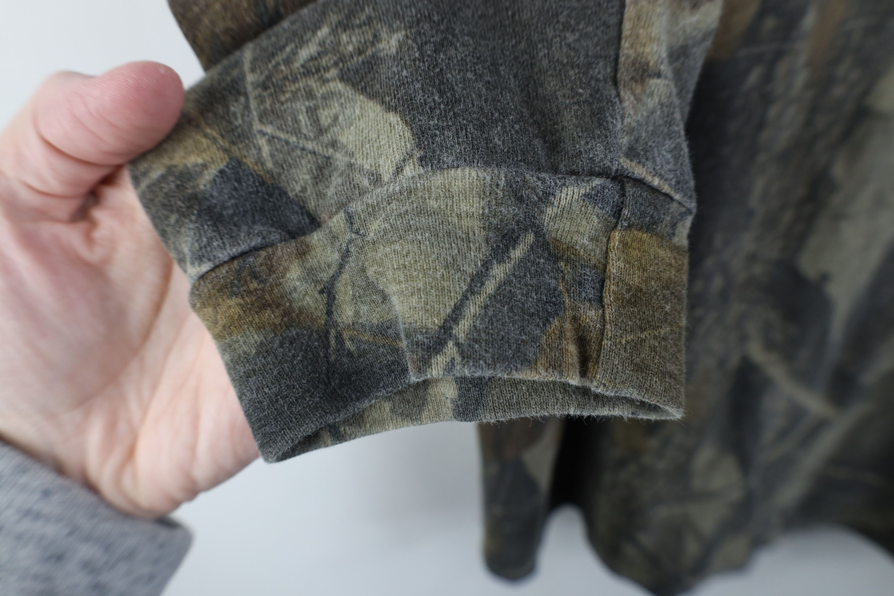 Vintage Vintage 90s Y2K Streetwear Camouflage Long Sleeve T-Shirt Size US M / EU 48-50 / 2 - 10 Thumbnail