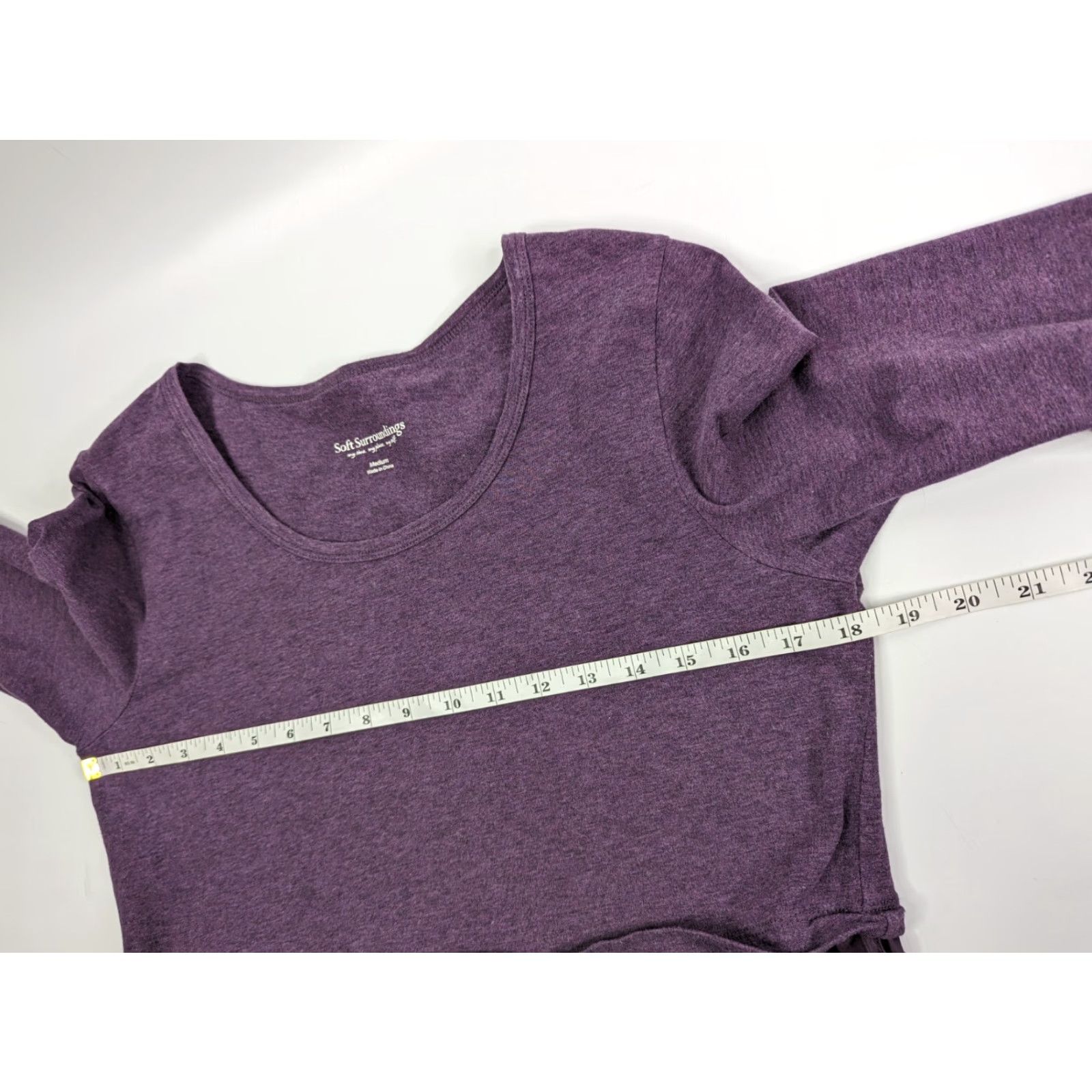 Soft Surroundings **Purple Soft Surroundings Women's Medium Tunic Top Satin 3/4 Sleeve** User: **Purple Soft Surroundings Women's Medium Tunic Top Satin 3/4 Sleeve** Size M / US 6-8 / IT 42-44 - 5 Thumbnail