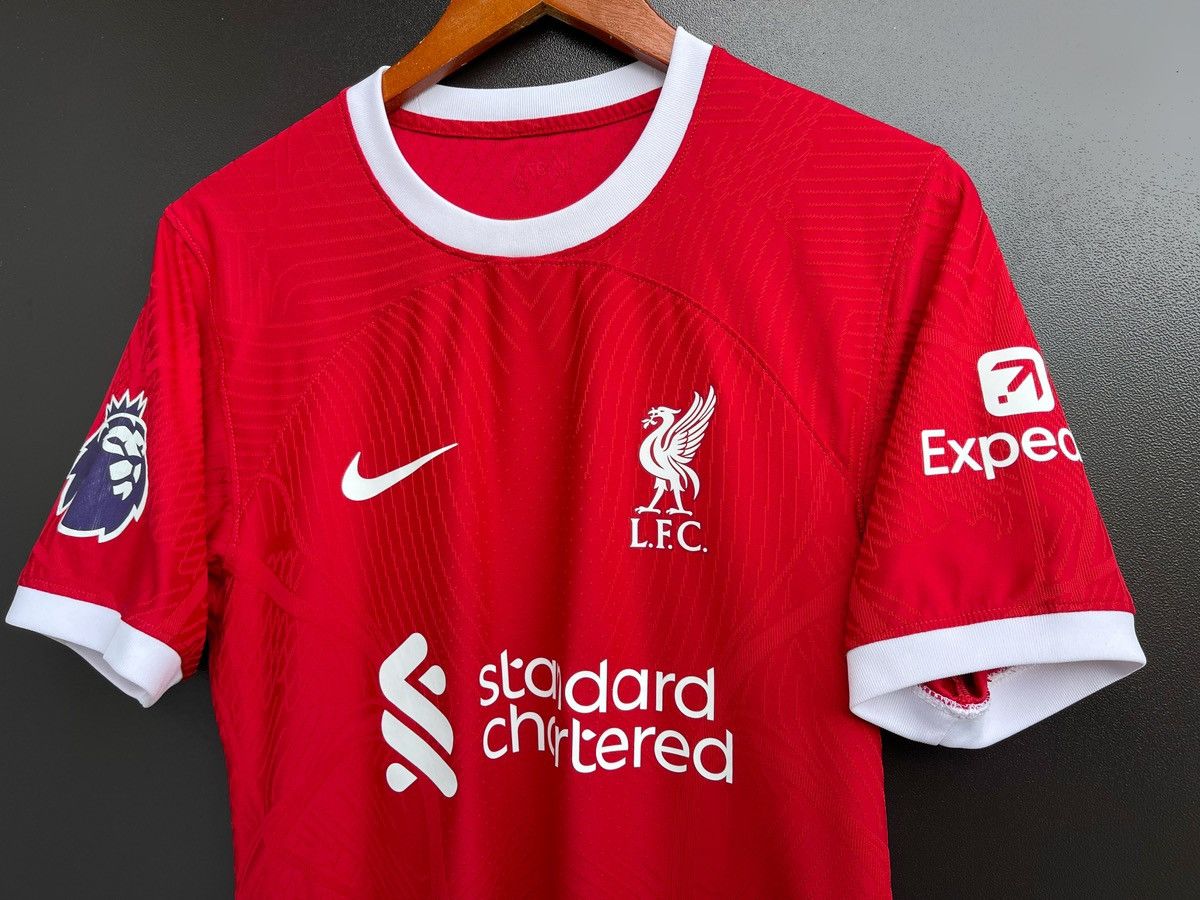 Nike 2023-2024 Liverpool player issue Shirt Football Jersey sz S Size US S / EU 44-46 / 1 - 3 Thumbnail