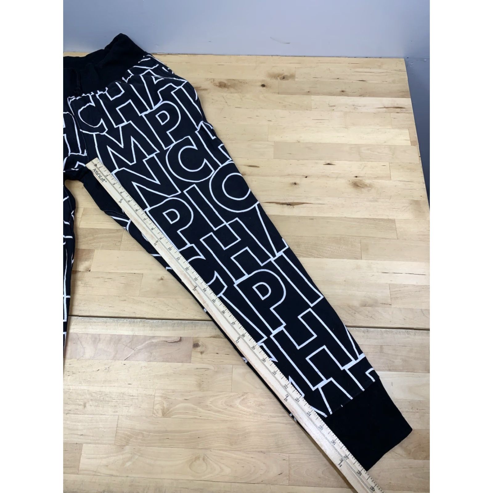 Champion Champion Sweatpants Mens M Black AOP Y2K 12481 Reverse Weave Size US 31 - 7 Thumbnail