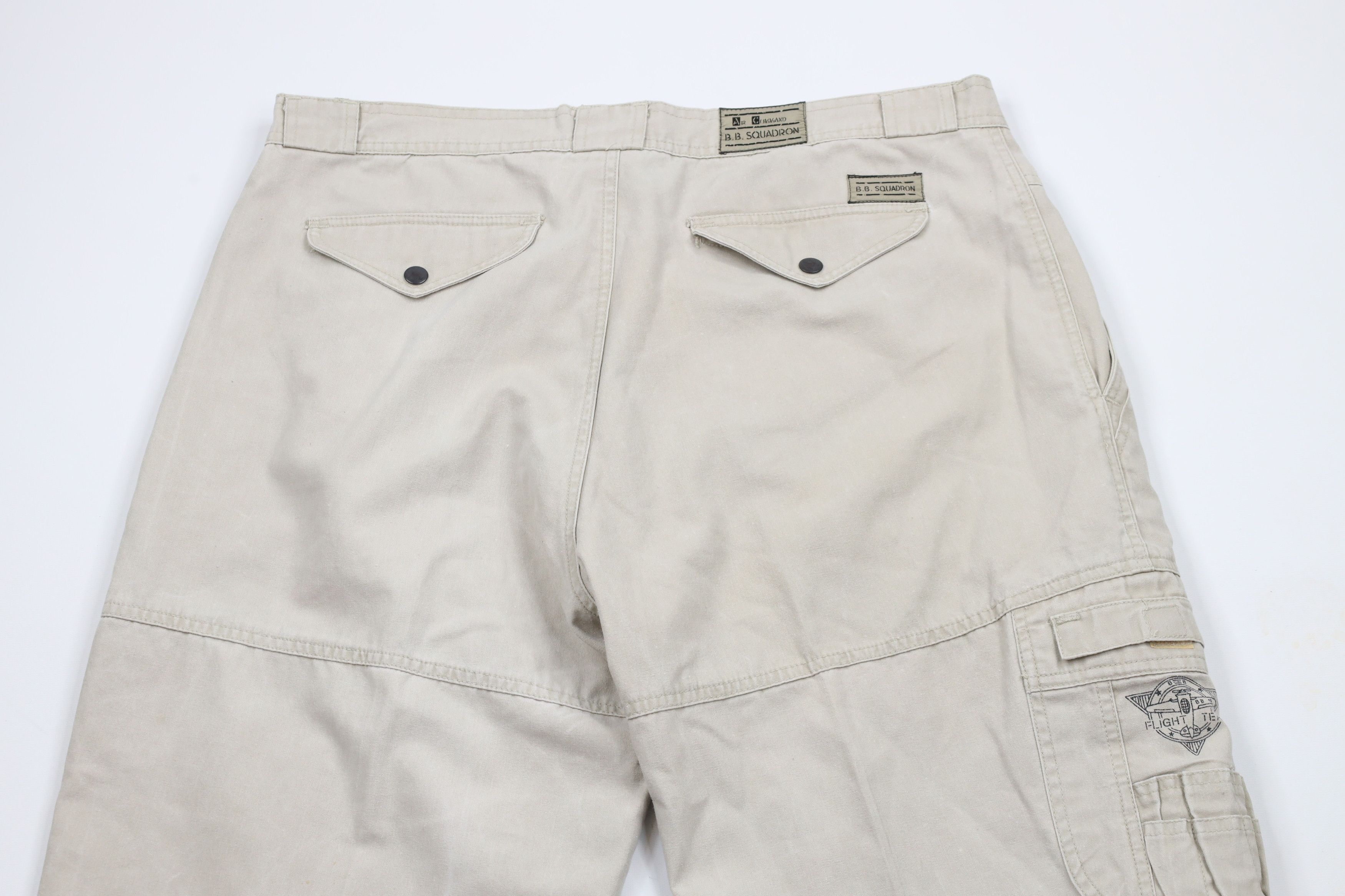 Vintage Vintage 90s Streetwear Pleated Wide Leg Dungaree Chino Pants Size US 38 / EU 54 - 11 Thumbnail