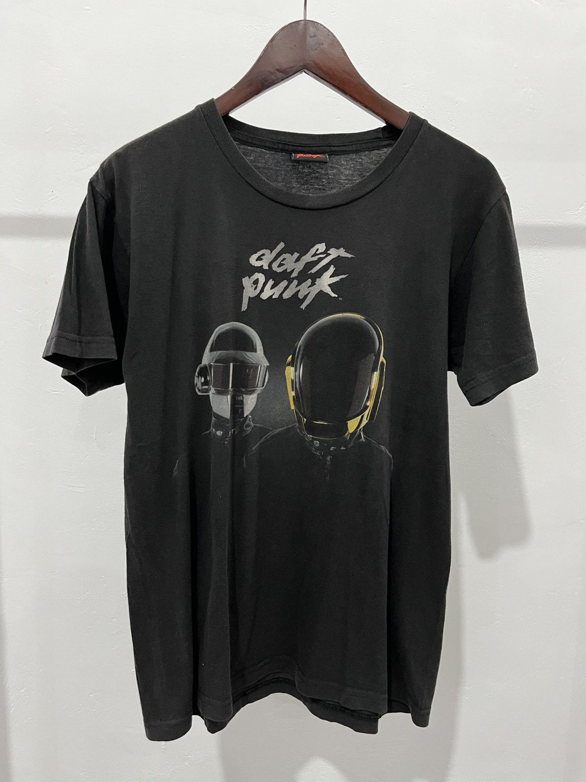 VINTAGE DAFT PUNK OFFICIAL TAG TEES