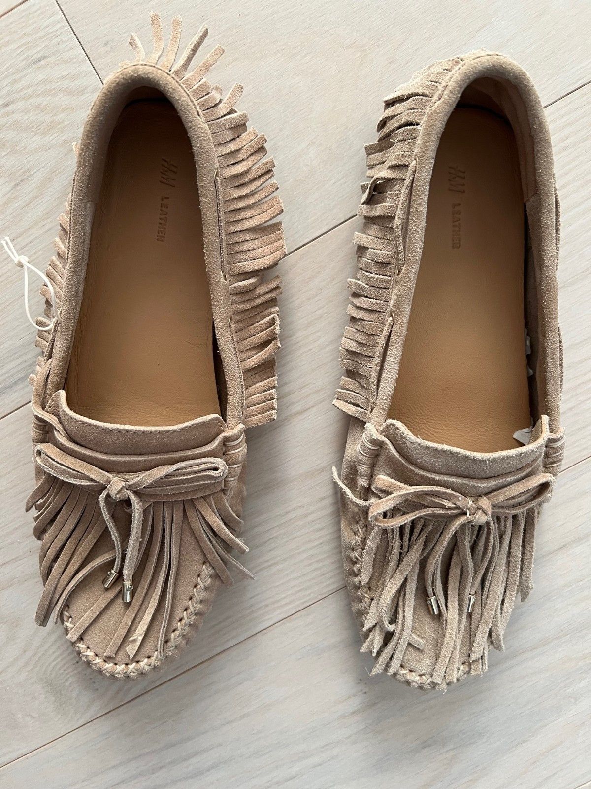H&M H&M Fringed Split Suede Loafers Shoes in Beige ( 9.5 ) Size US 9.5 / IT 39.5 - 4 Thumbnail