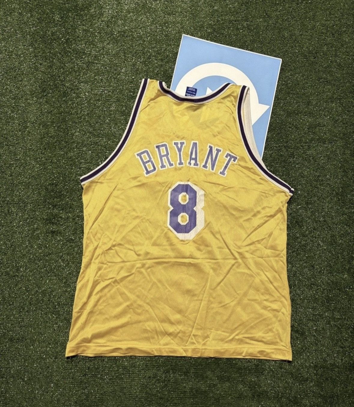 Champion VINTAGE RARE CHAMPION LOS ANGELES LAKERS KOBE BRYANT JERSEY Size US XL / EU 56 / 4 - 2 Thumbnail