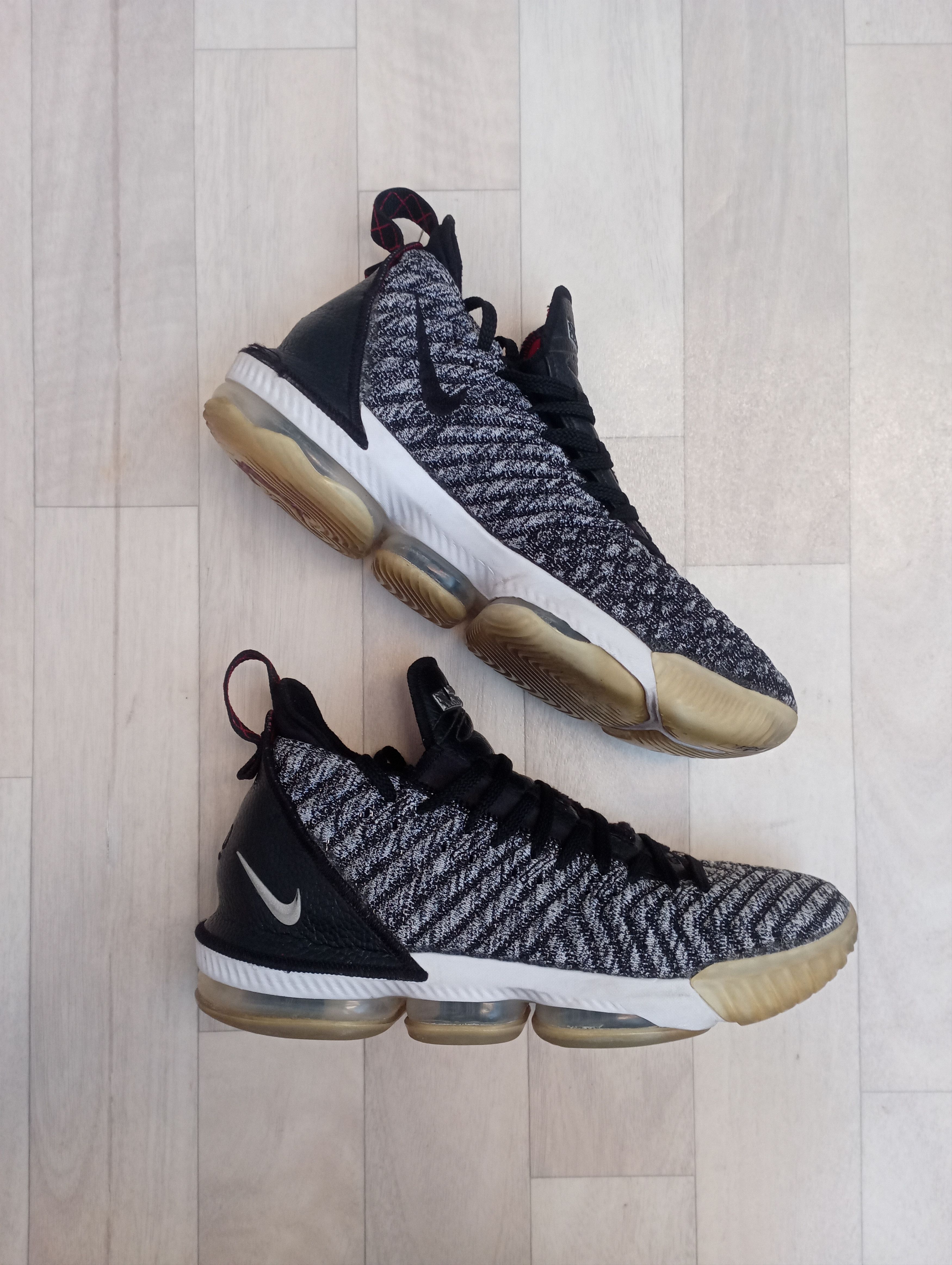 Lebron Xvi Lebron 16 Noir Lebron Xvi Lebron 16 Cost Nike LeBron