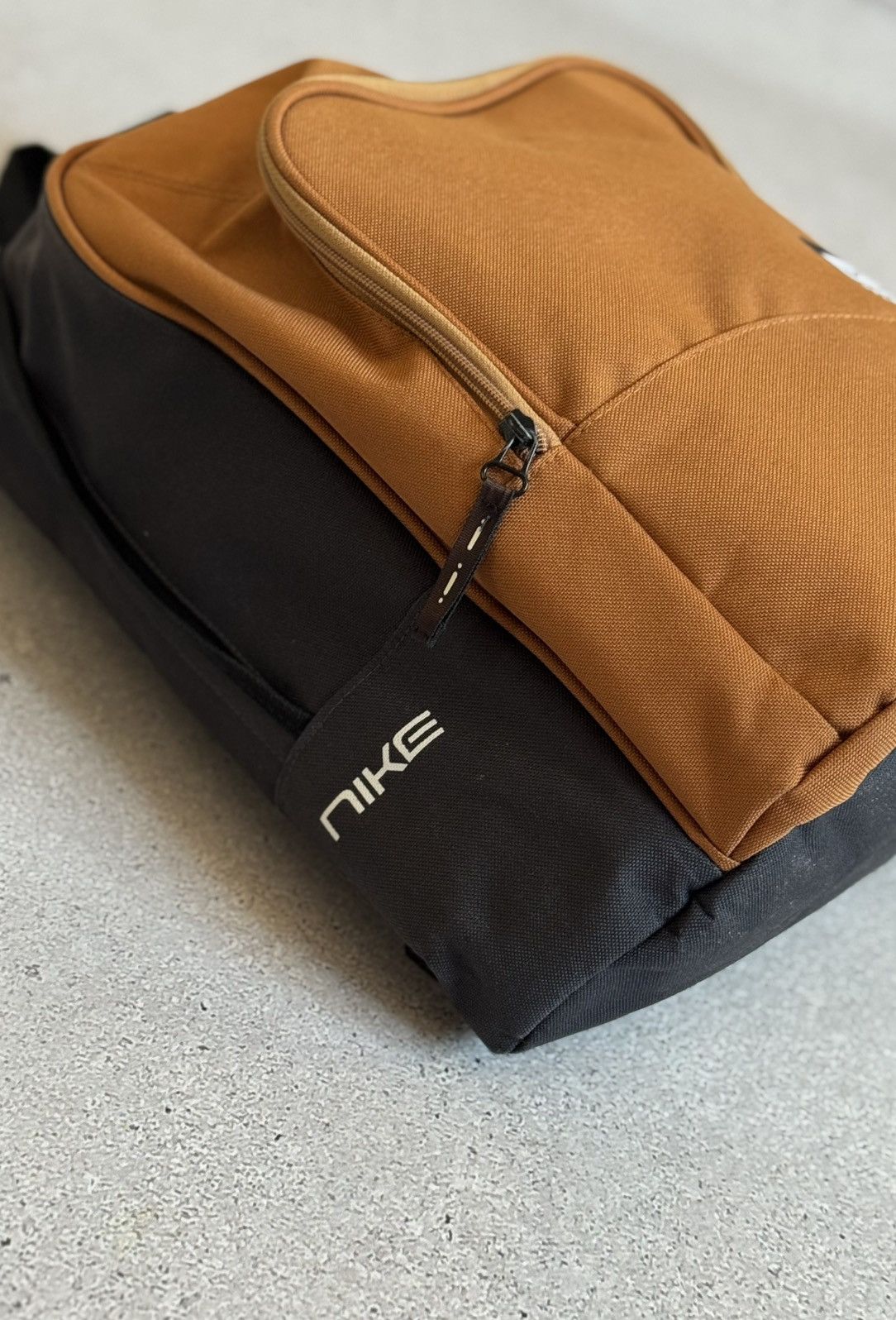 Nike 90s Nike Vintage Backpack Sling Bag Gorpcore Mini Swoosh Size ONE SIZE - 7 Thumbnail