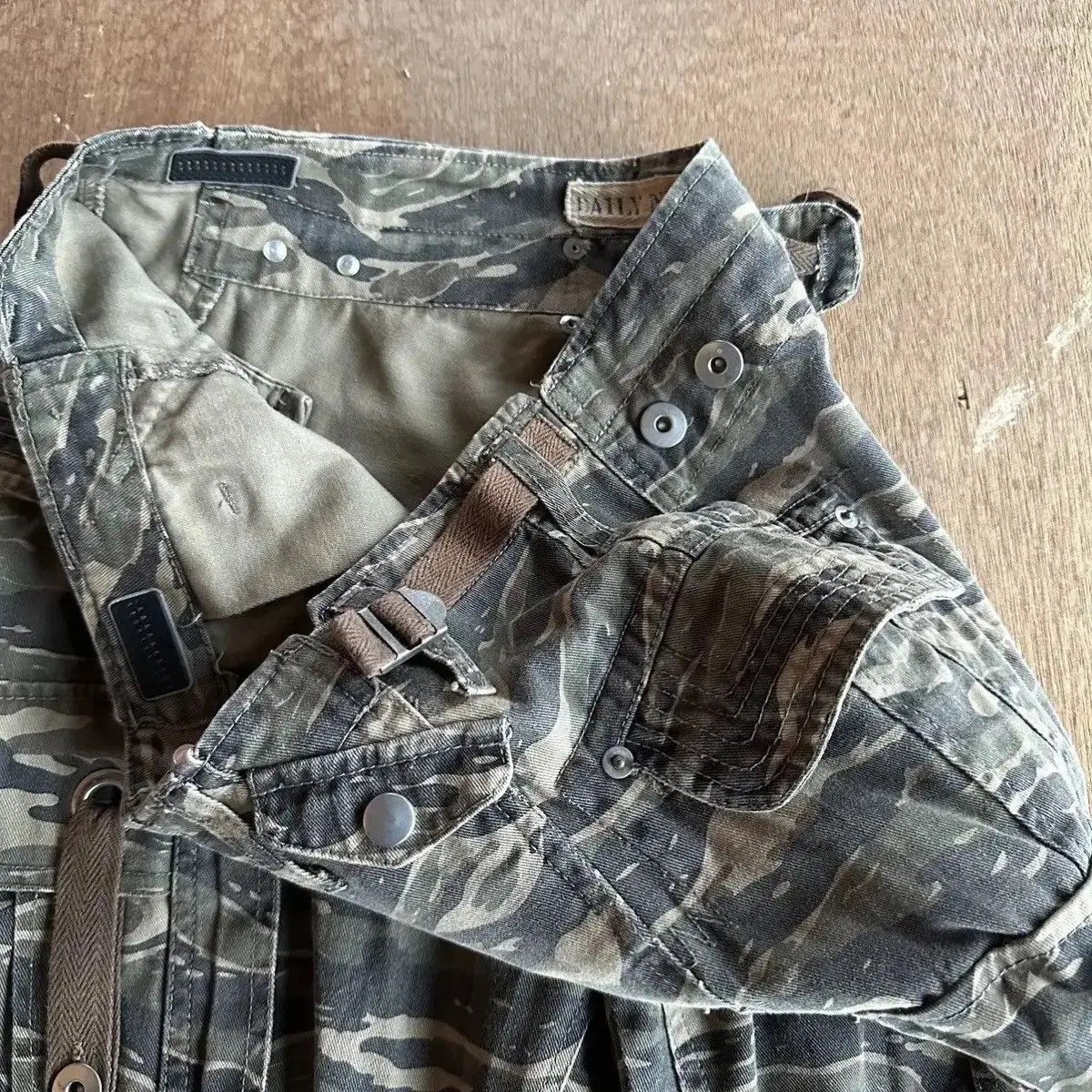 Vintage RARE‼️ W30 L31 FLARE/BOOTCUT Japanese Vtg Bondage Punk Cargo Size US 30 / EU 46 - 11 Thumbnail