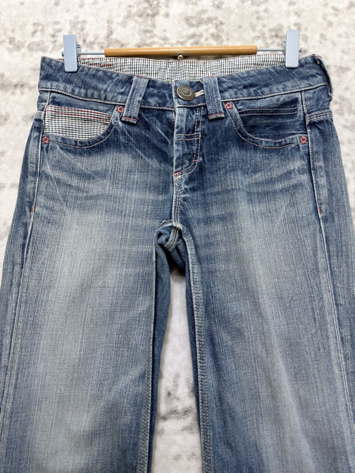 Japanese Brand Y2K Betty Smith Straight Cut Buckle Back Low Rise Denim Size 29" - 3 Thumbnail