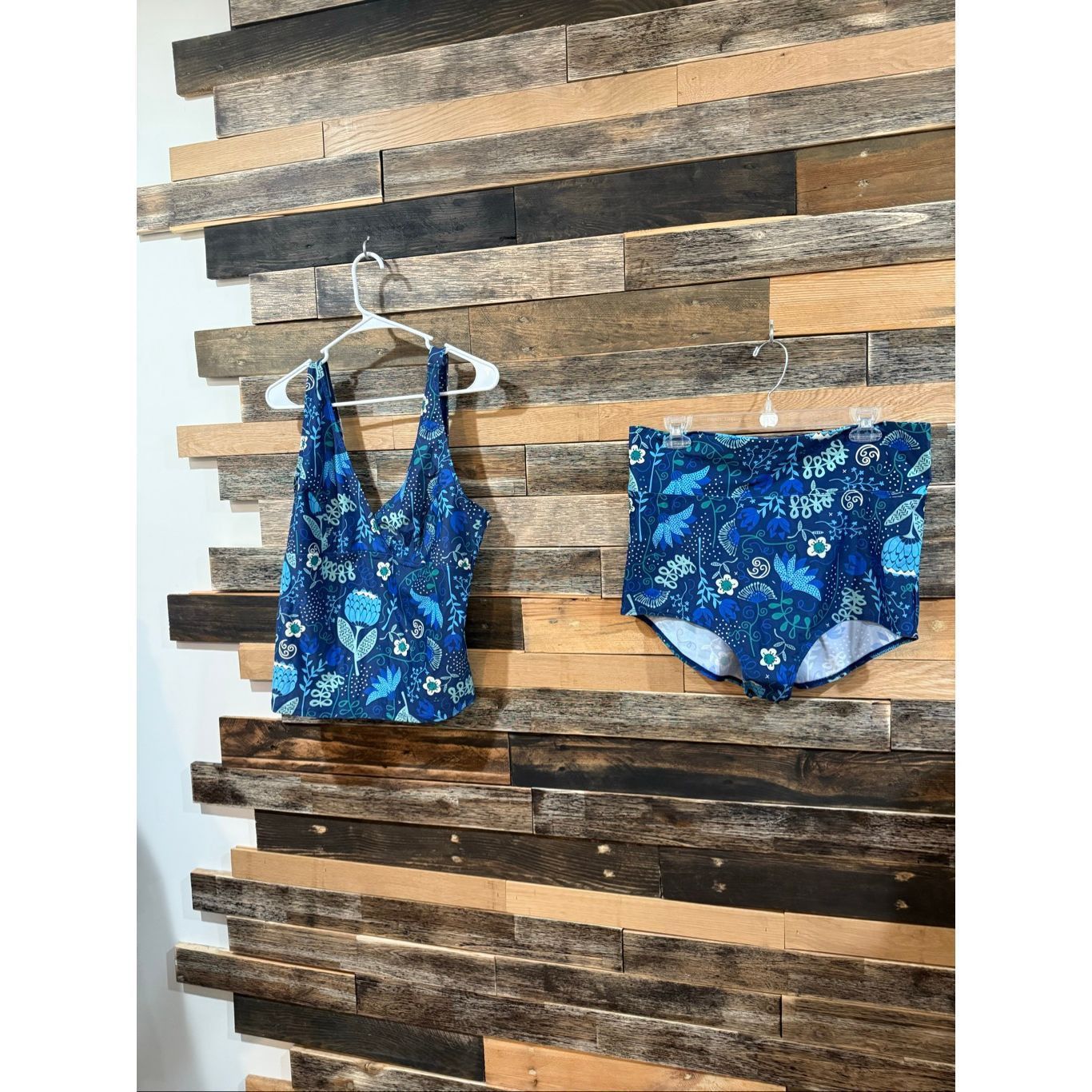 Guru Gudrun Sjoden swimsuit size XL Size XL / US 12-14 / IT 48-50 - 2 Thumbnail