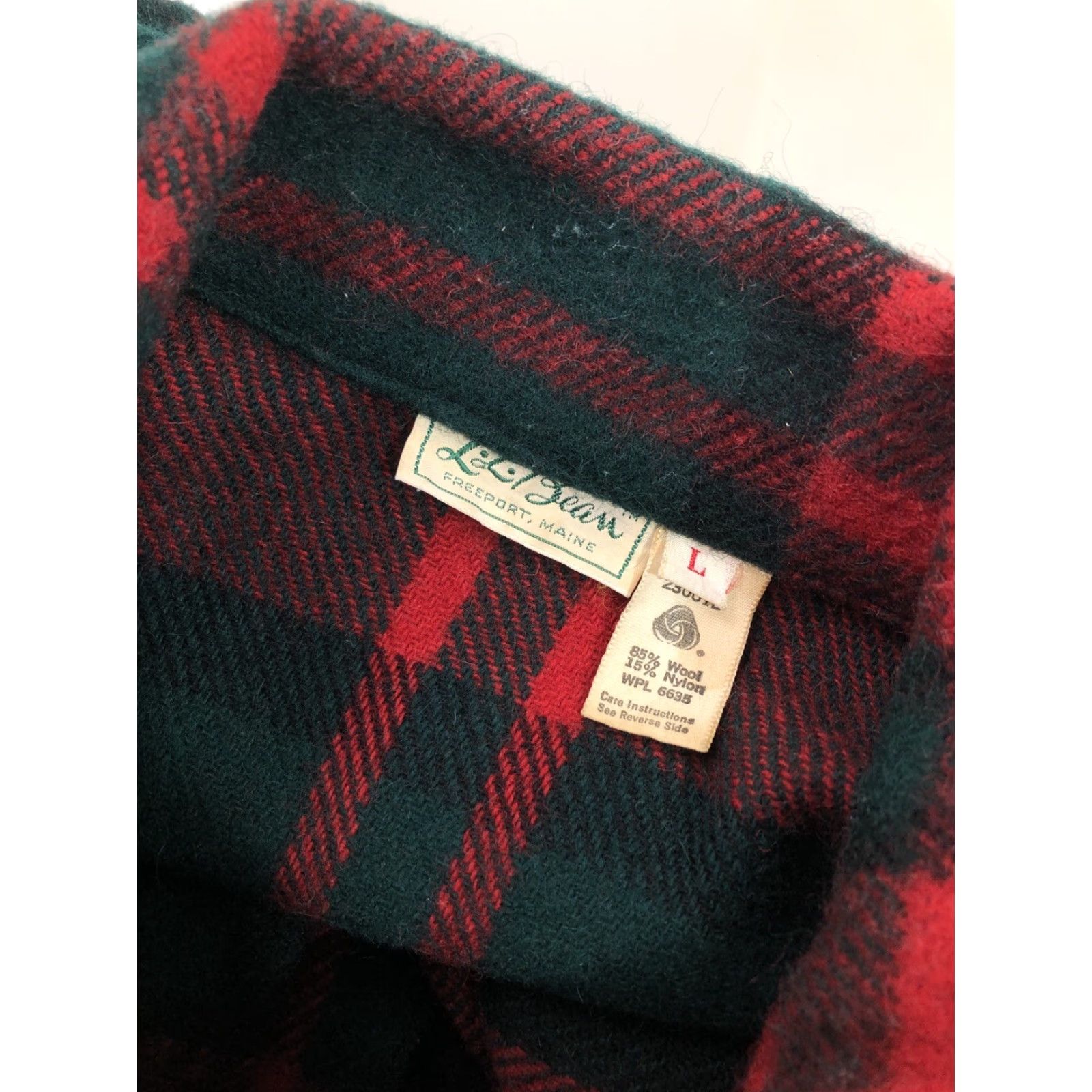 Vintage VINTAGE L.L. BEAN Ranch Field Shirt Jacket Wool Flannel MENS Size L Red / Green / Blue Capable Label Cursive Aesthetic Size US L / EU 52-54 / 3 - 6 Thumbnail