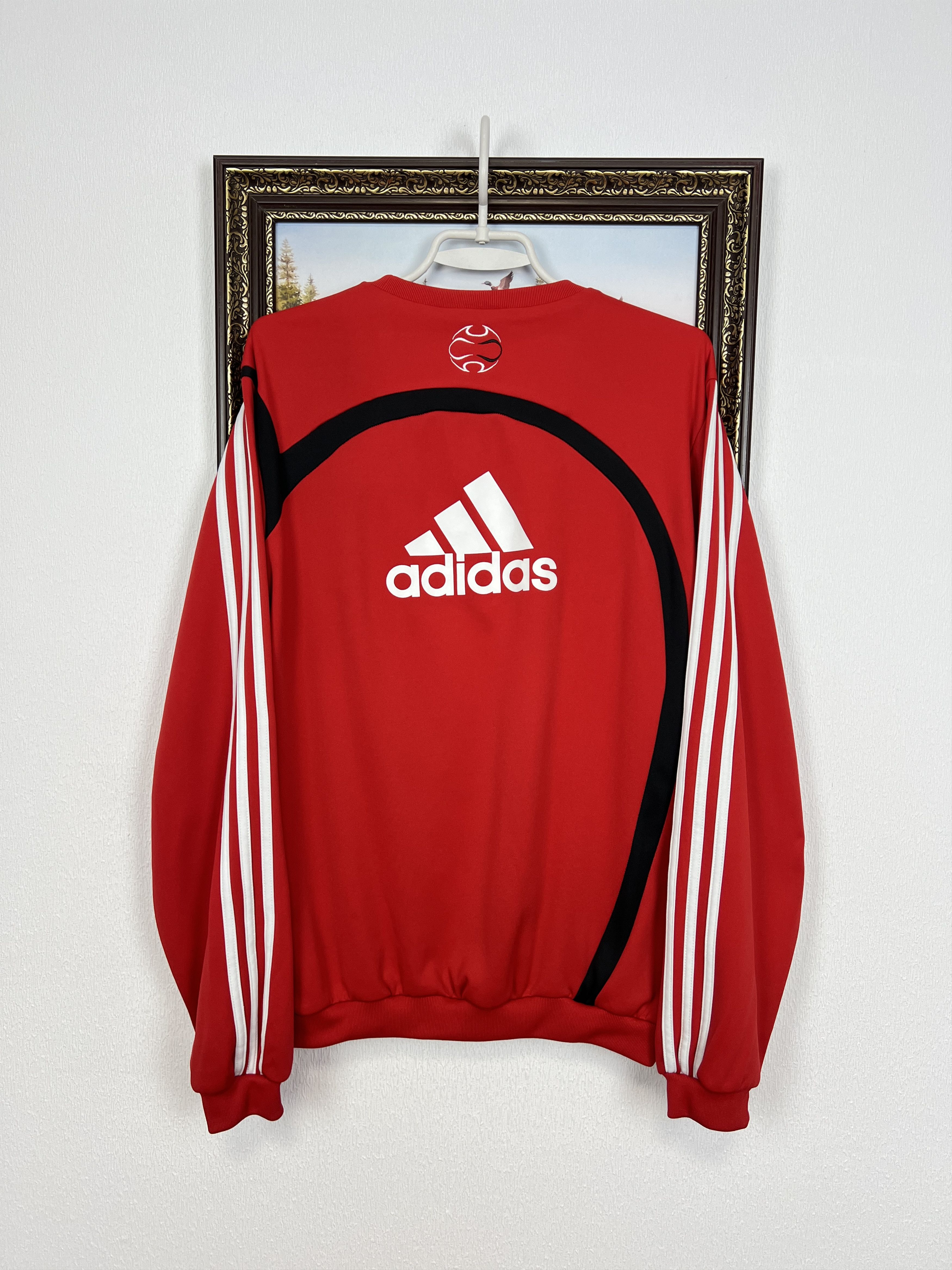Adidas Vintage Adidas Liverpool Football Sweatshirt Soccer Size US M / EU 48-50 / 2 - 16 Thumbnail