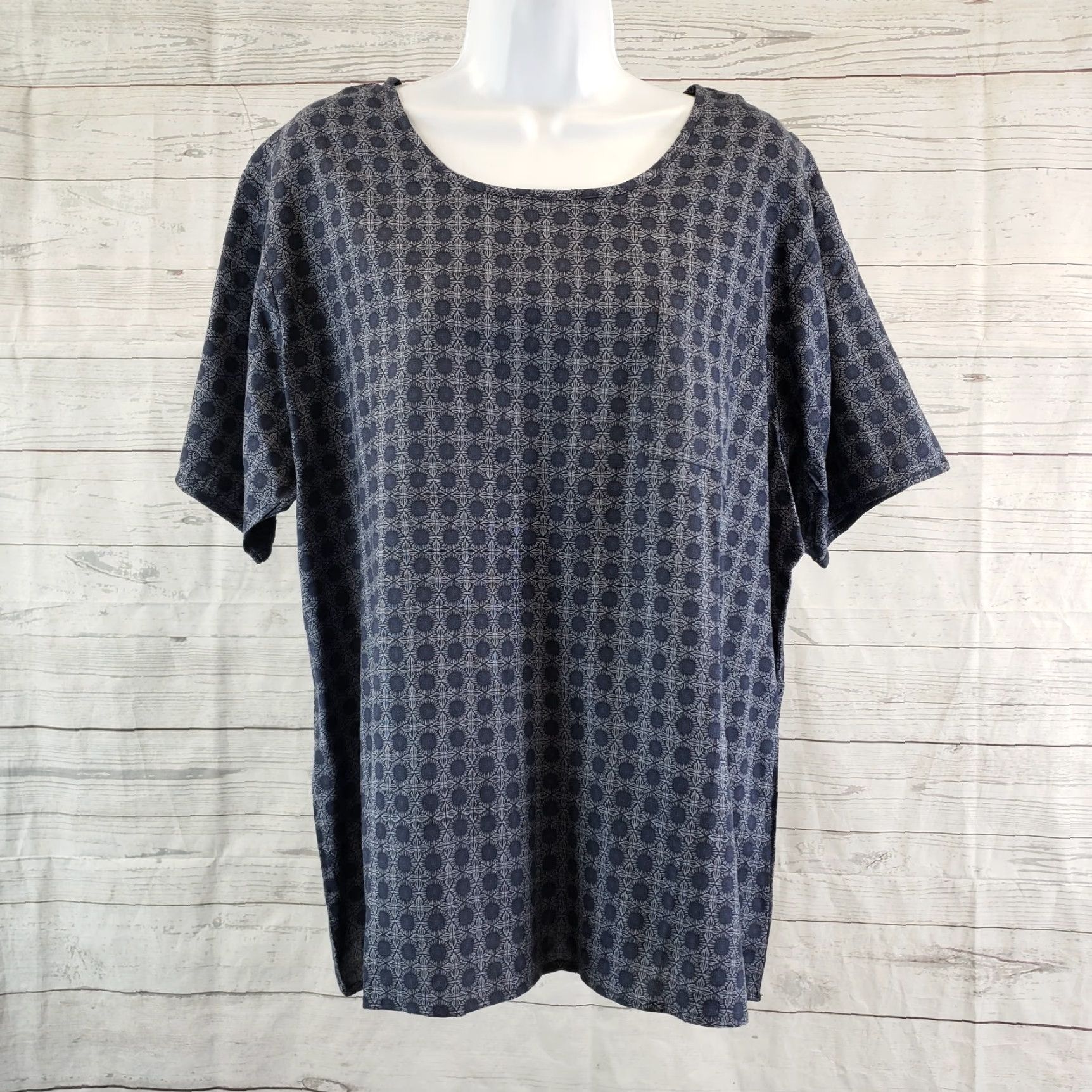 Cotton Traders Cotton Traders Womens Top Blue Short Sleeve Geometric Pocket Detail 16 20 US 16 T-Shirt Viscose Shirt Womens Size XXL / US 16-18 / IT 52-54 - 2 Thumbnail