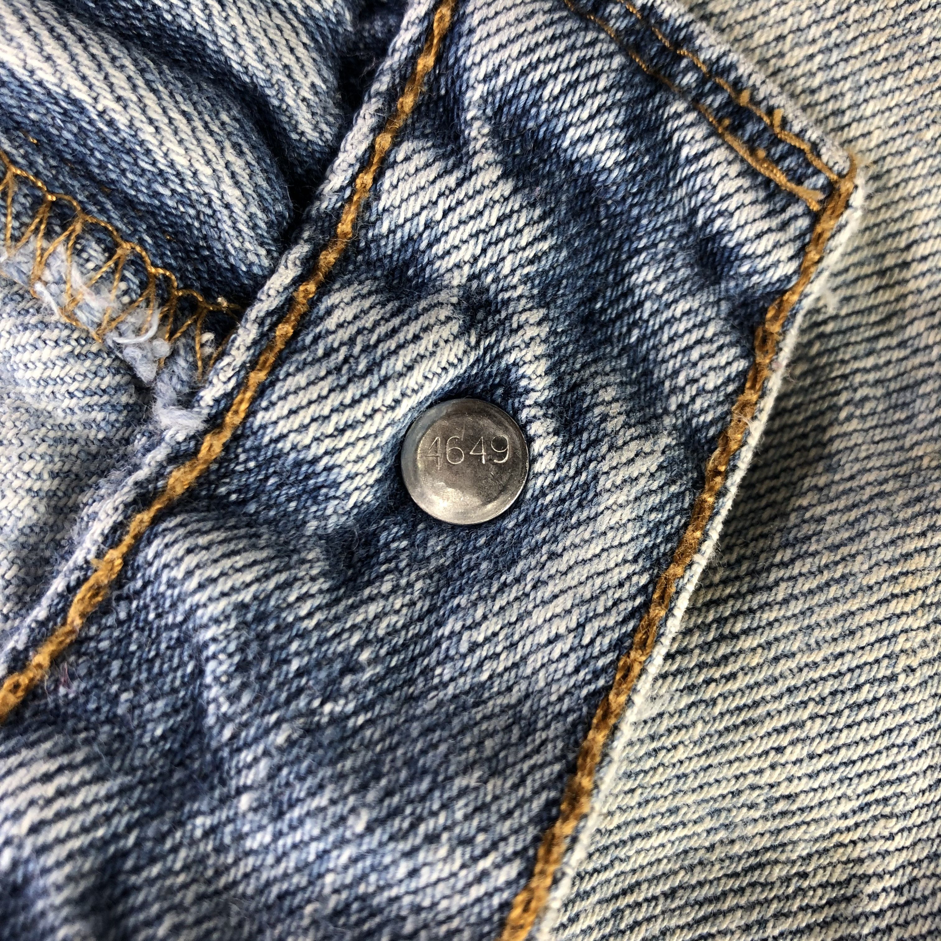 Levi's Vintage Blue Wash Levis 550 Jeans-J3299 Size US 37 - 8 Thumbnail