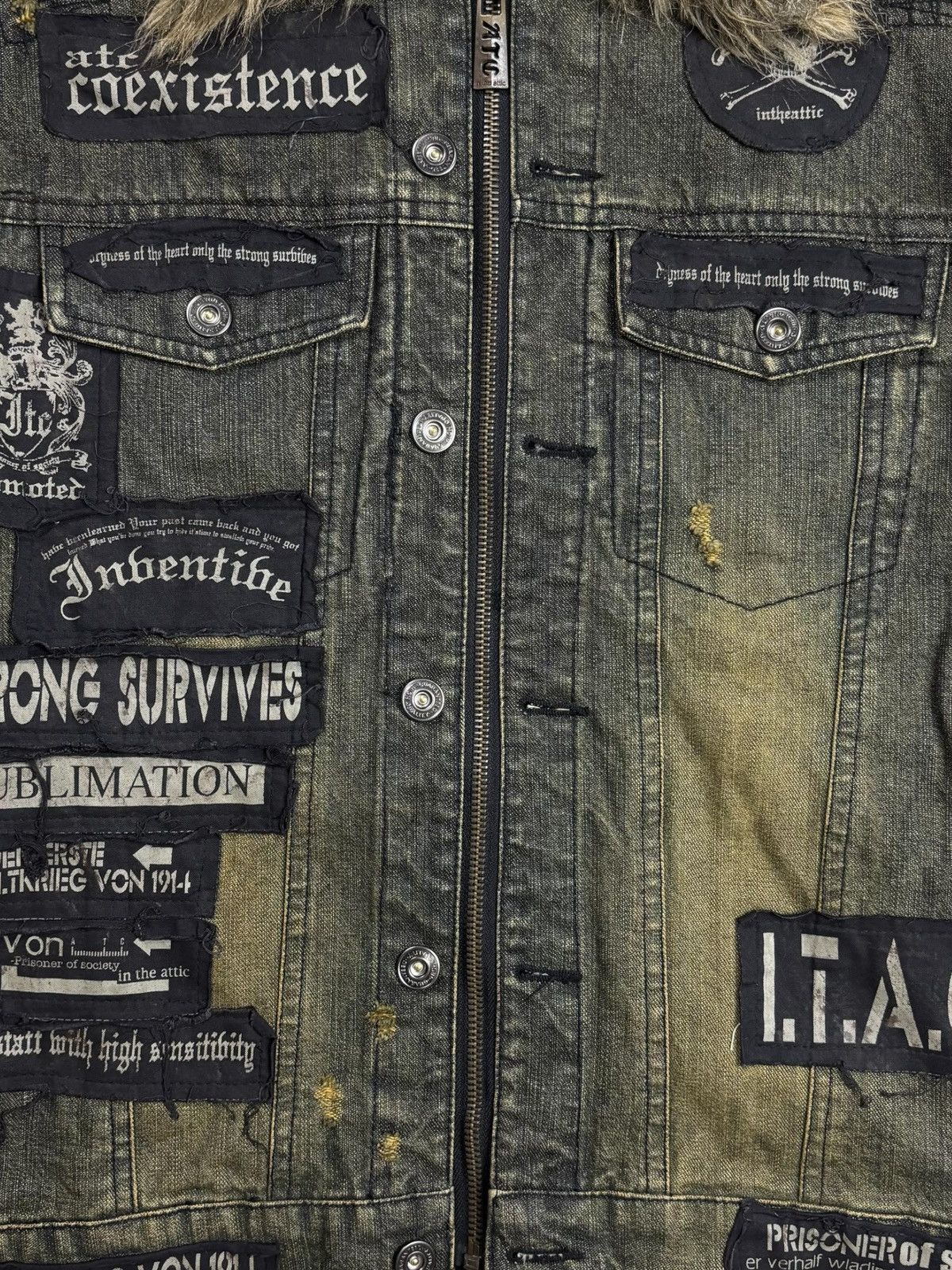 Tornado Mart 2000s In The Attic Fur Collar Mud Wash Patchwork Denim Jaket Size US M / EU 48-50 / 2 - 10 Thumbnail