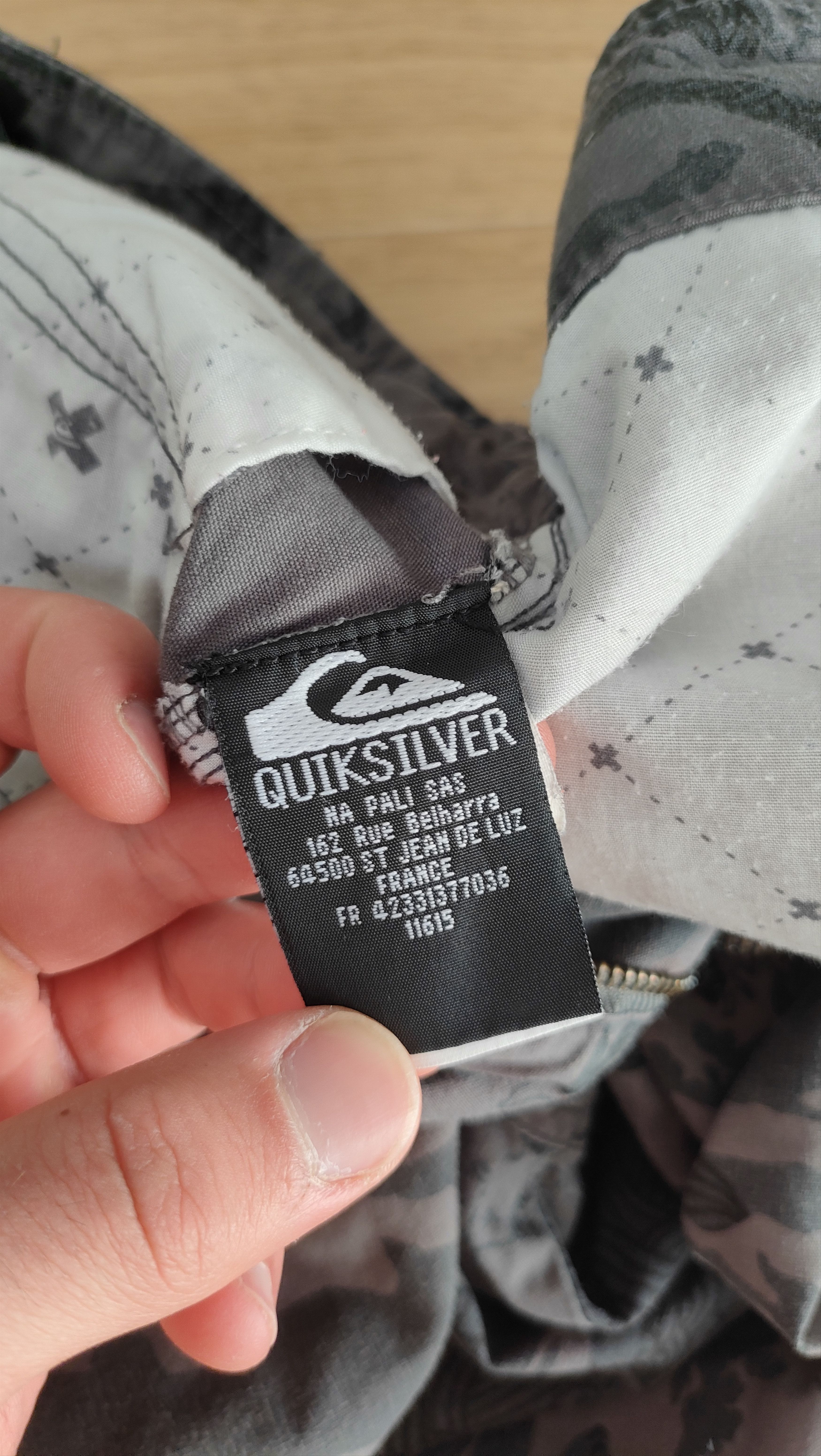 Maharishi 2000s Quiksilver x Maharishi 'Wave DPM' cargo shorts Size US 30 / EU 46 - 17 Thumbnail