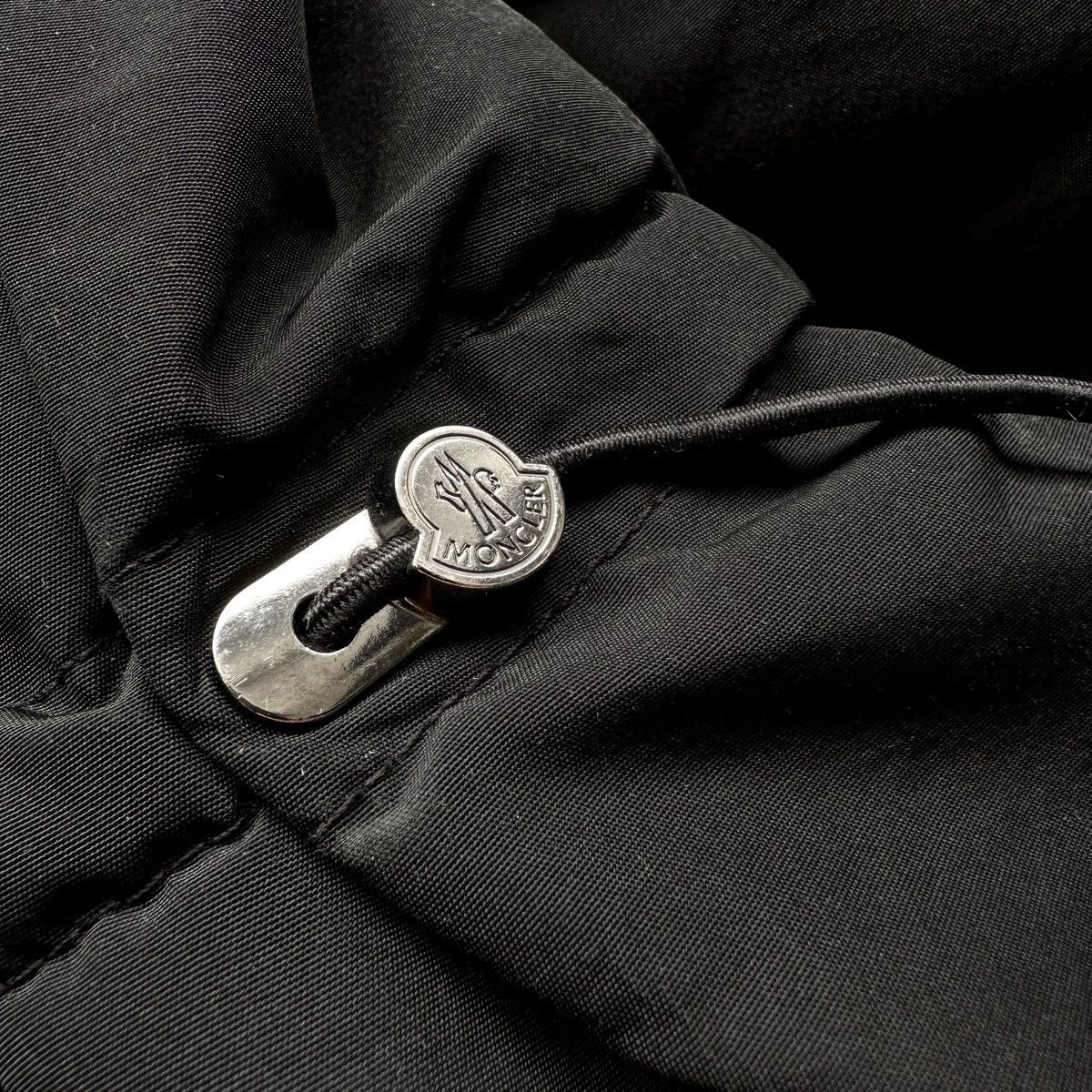 Moncler Moncler Alnus Down Long Jacket Black Size: 1 (S) RRP - 950$ Size S / US 4 / IT 40 - 16 Thumbnail