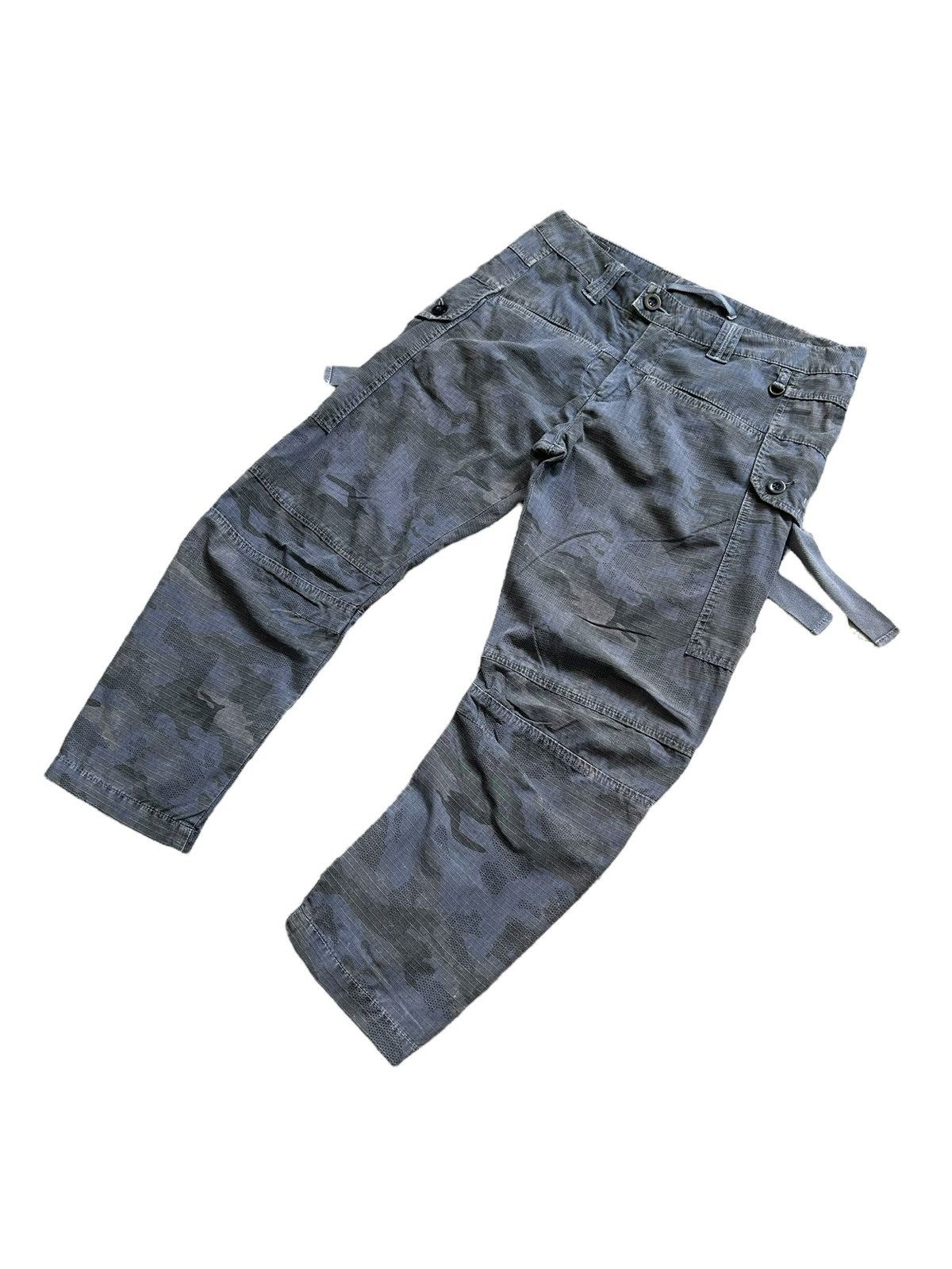 Marithe + Francois Girbaud 2000s MFG camo cargo hybrid quarter pants Size US 33 - 3 Thumbnail