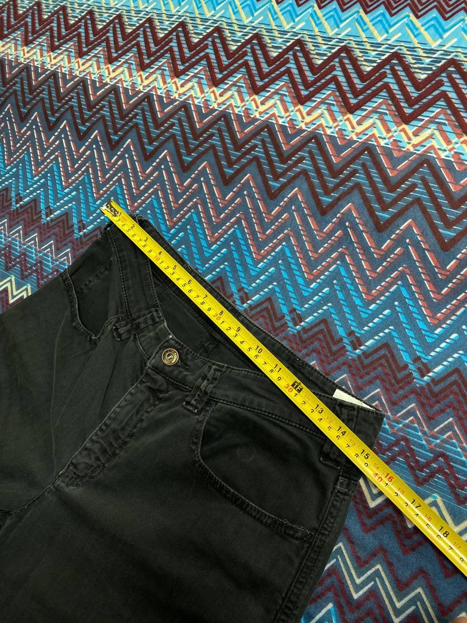 Armani × Vintage Vintage Armani Jeans Metal Logo Denim Pants Size 30 Size US 30 / EU 46 - 10 Thumbnail