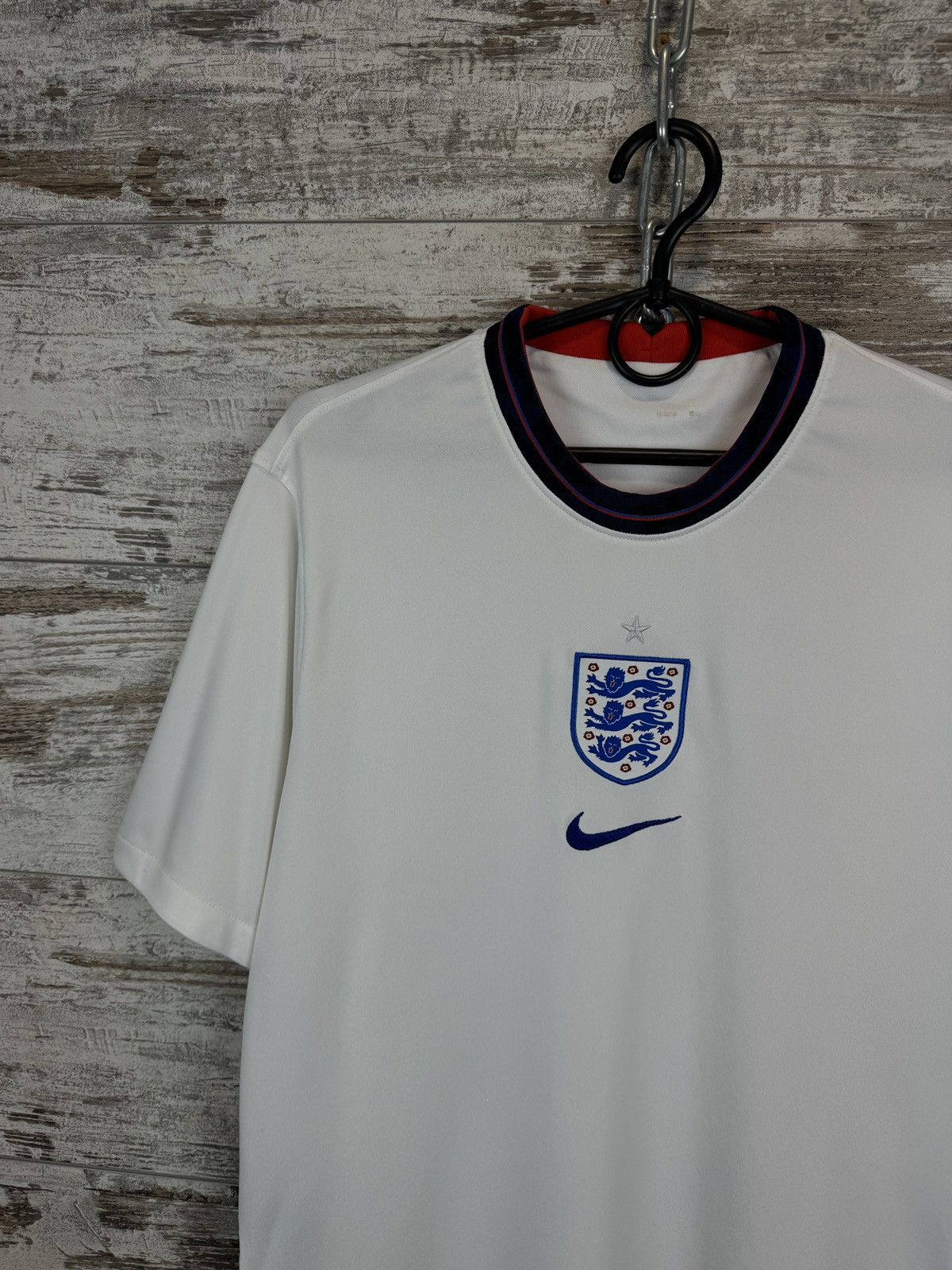 Nike Mens Vintage Nike England National Team T-shirt jersey Size US L / EU 52-54 / 3 - 4 Thumbnail