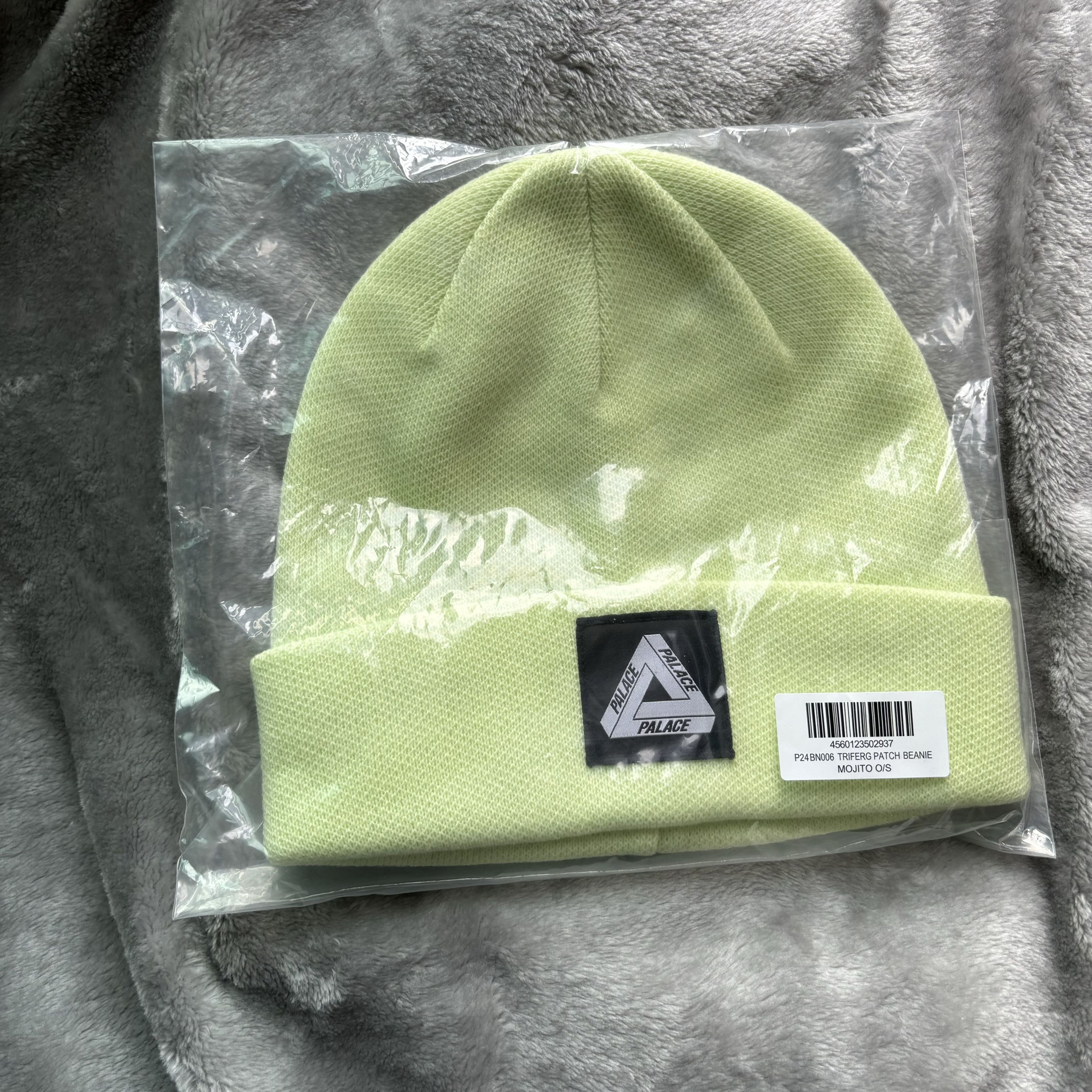 Palace Palace reflecto running beanie | Grailed