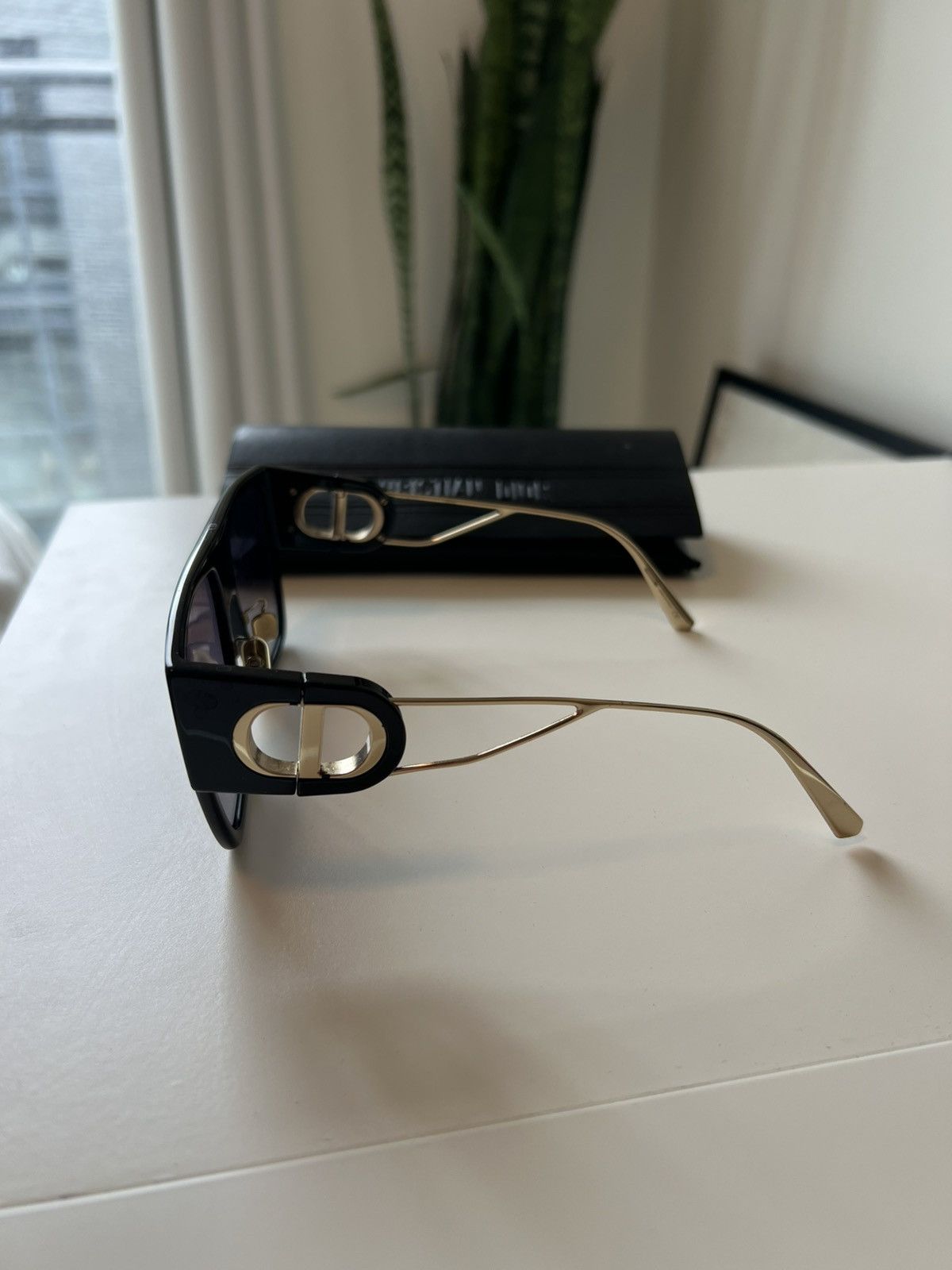 Dior Dior 30Montaigne S3U Sunglasses (Black/Gold) Size ONE SIZE - 3 Thumbnail
