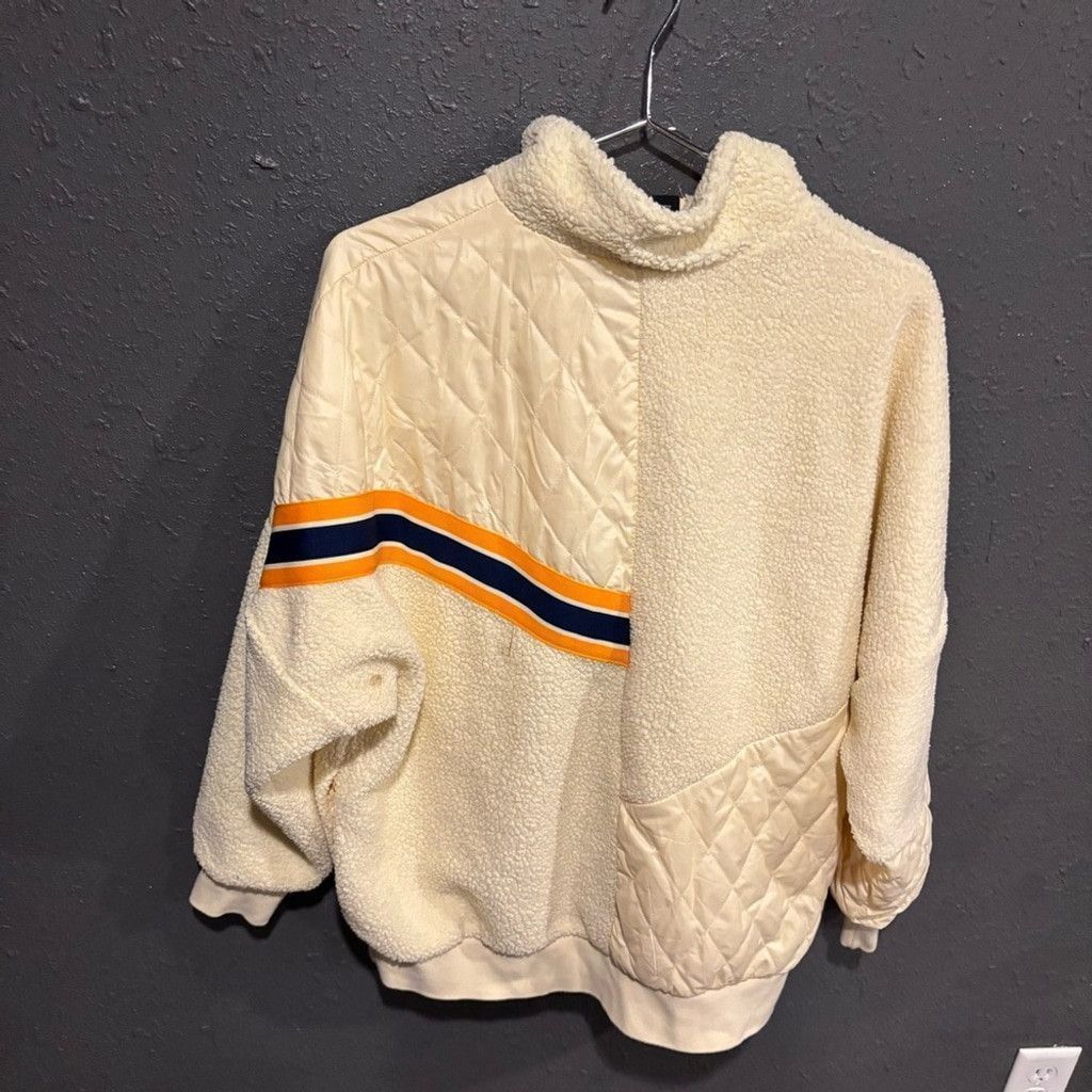 Nike Women’s Nike Cream Quilted Jacket with Stripes Size S / US 4 / IT 40 - 9 Thumbnail