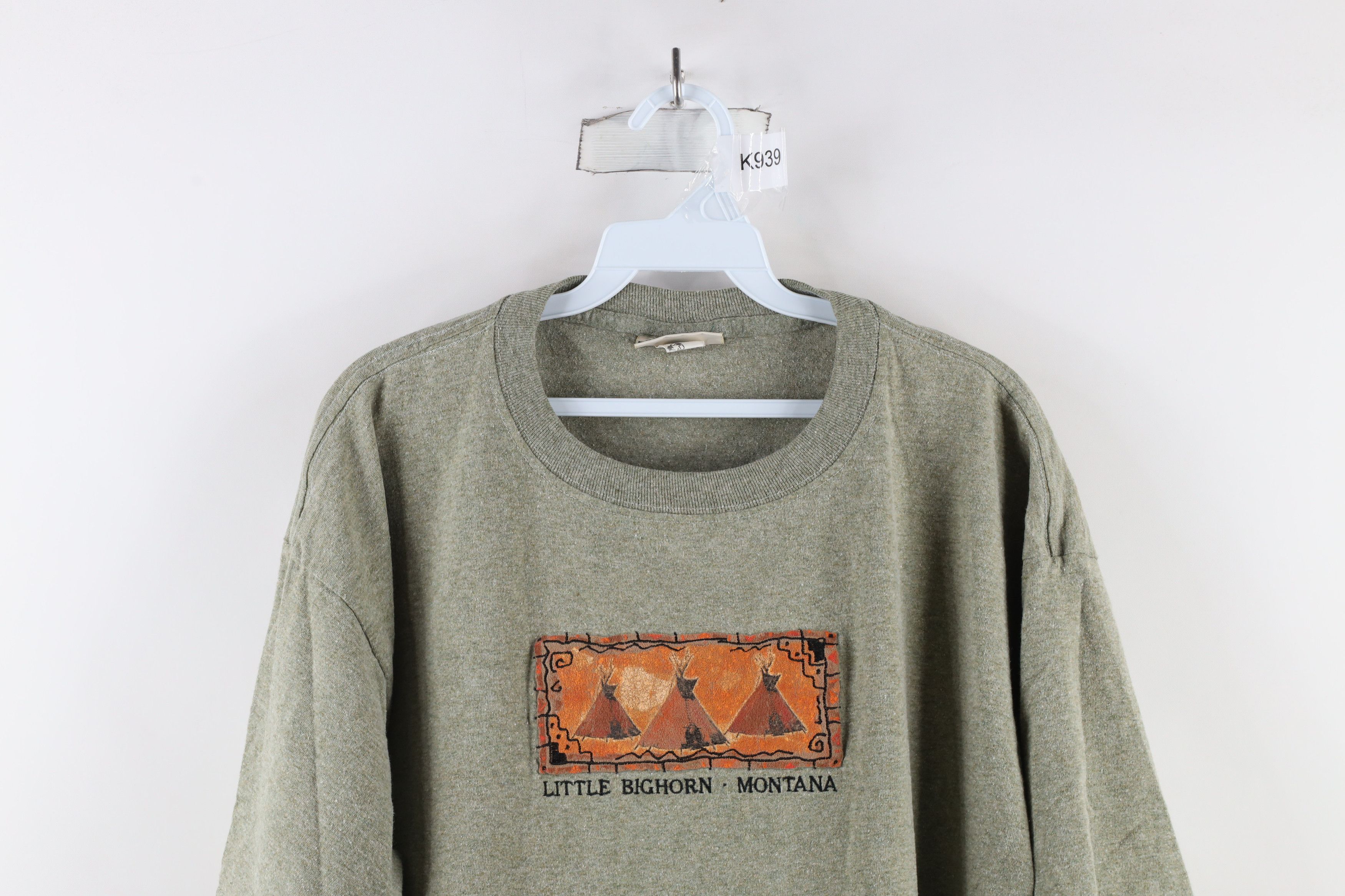 Vintage Vintage 90s Streetwear Little Bighorn Montana T-Shirt Green Size US XL / EU 56 / 4 - 2 Thumbnail