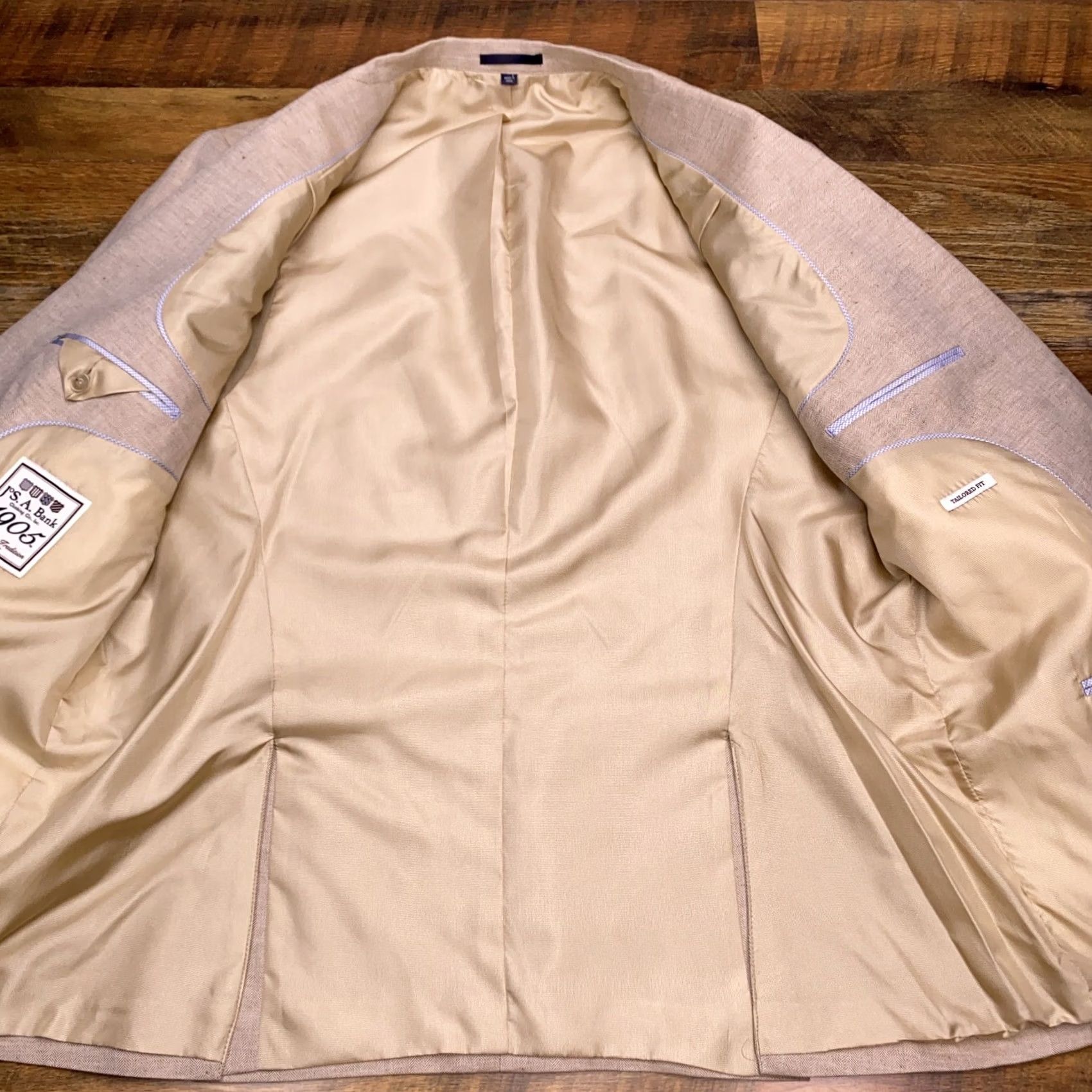 Jos. A. Bank Jos. A. Bank Sport Coat Mens 46 Long Tan Herringbone Linen Blend Slim Single-Breasted 2-Button Notch Lapel Long Jacket Chest 48 Vintage: No Size US S / EU 44-46 / 1 - 3 Thumbnail