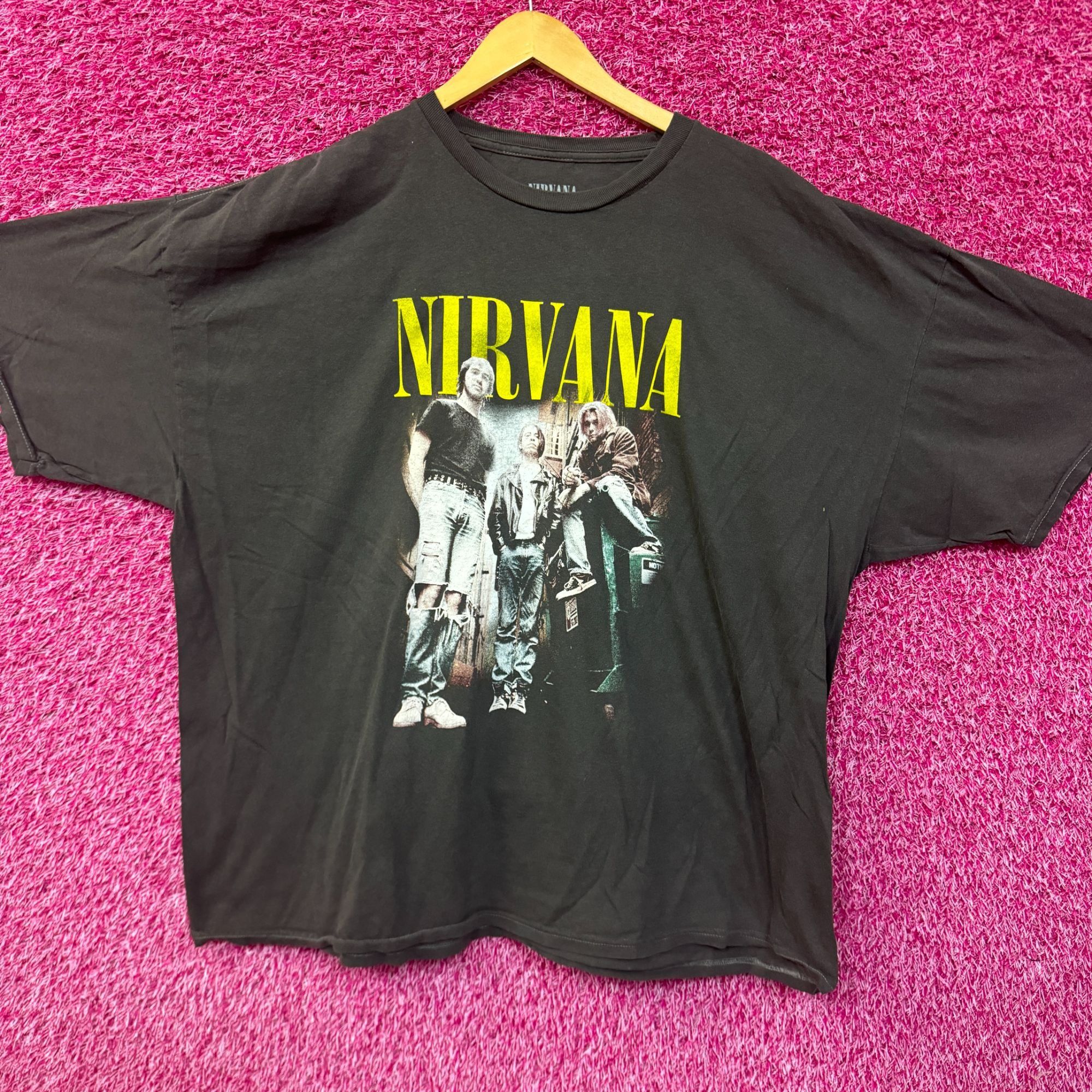 Nirvana Nirvana Smells Like Teen Spirit Oversized Grunge Band Tee XL Size US XL / EU 56 / 4 - 1 Thumbnail