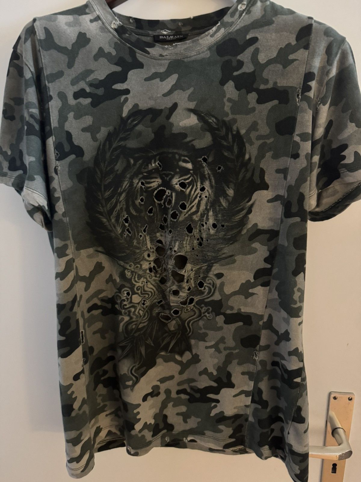 Balmain *Very Rare* Vintage Balmain Camo Distressed Tshirt Size US M / EU 48-50 / 2 - 1 Thumbnail