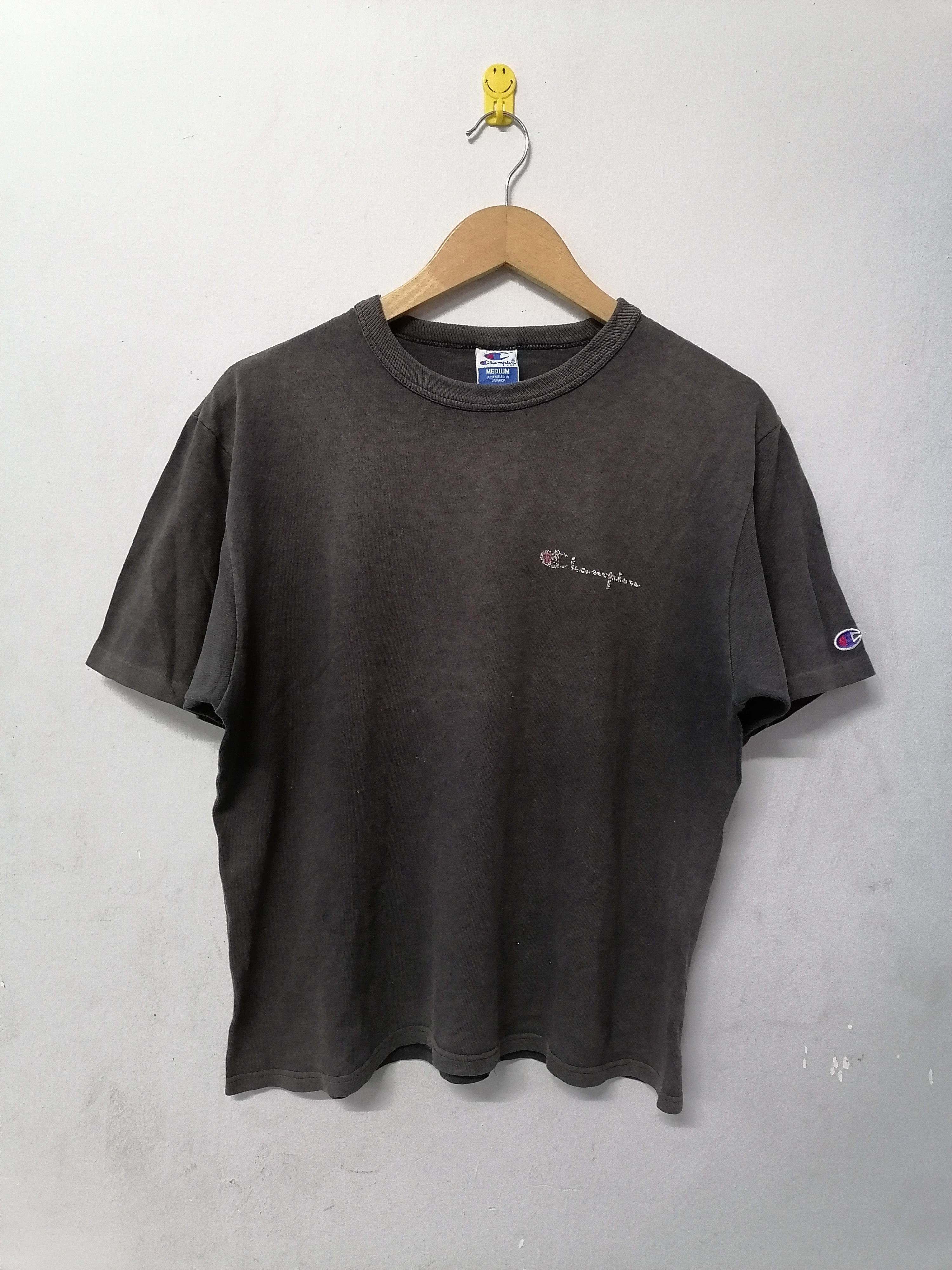 Champion × Vintage Trashed Faded Vintage Champion Tee Size US M / EU 48-50 / 2 - 1 Thumbnail