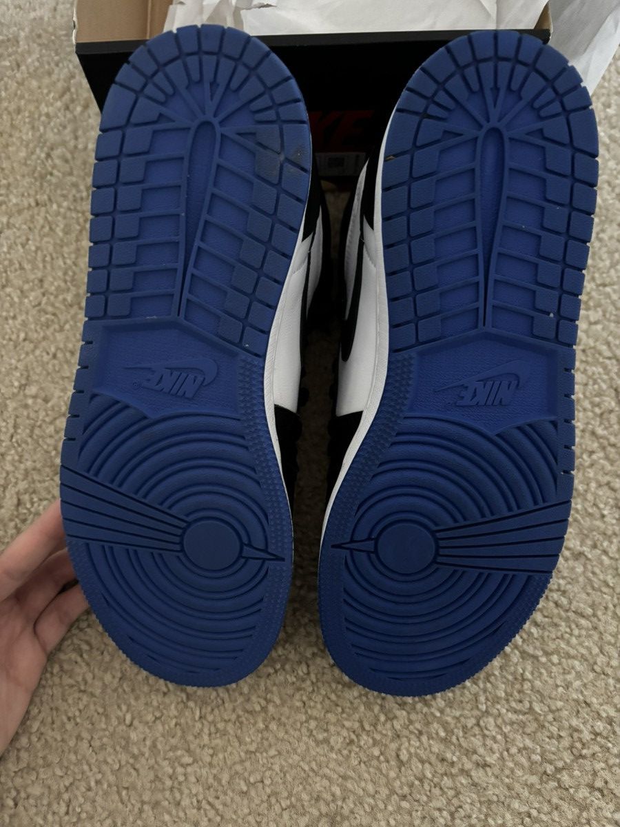 Nike Air Jordan 1 High Retro OG "Royal Toe" (GS/Juniors) (2020) Size US 6.5 / EU 39-40 - 5 Thumbnail
