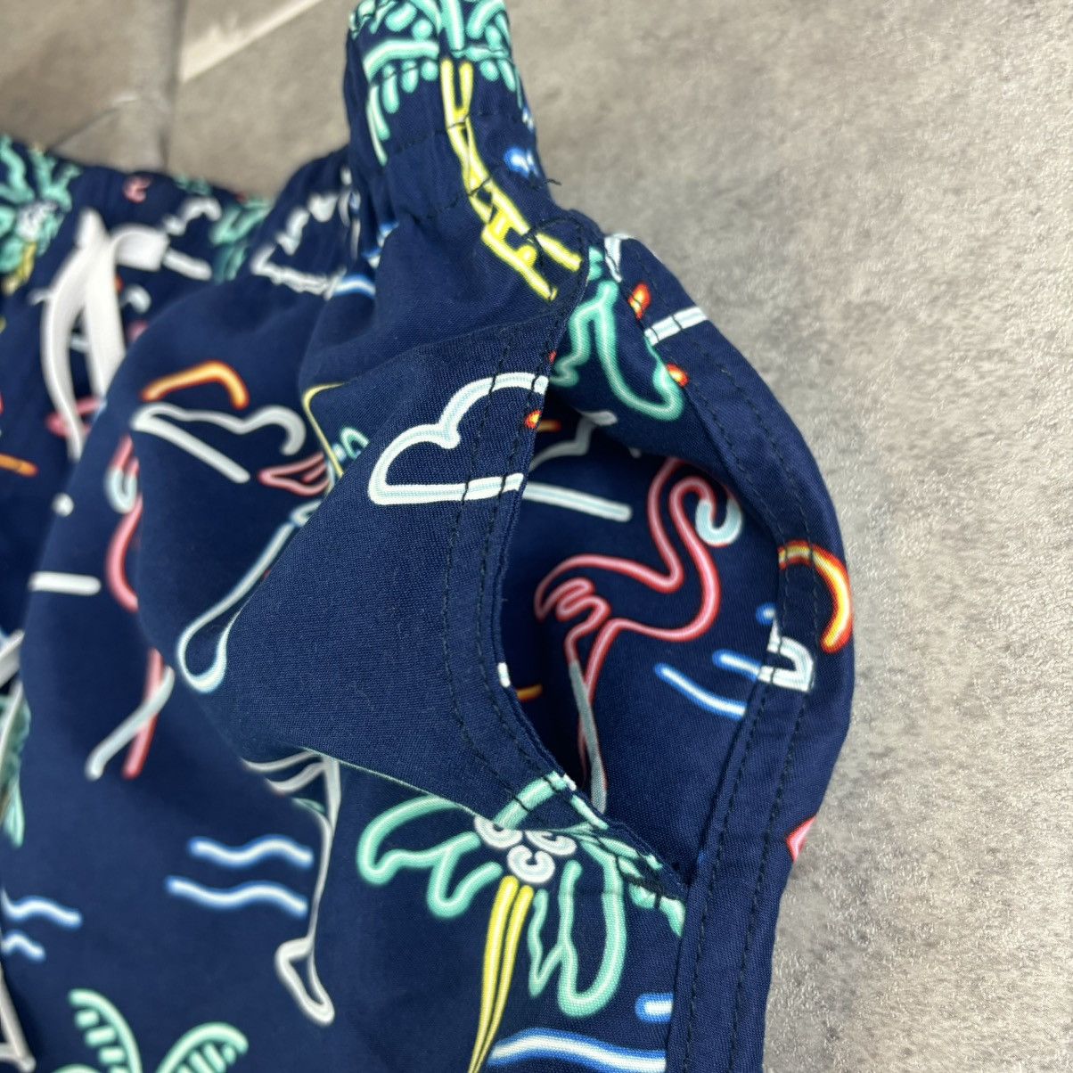 Chubbies Chubbies The Neon Lights Classic Swim Trunk Size US 30 / EU 46 - 5 Thumbnail