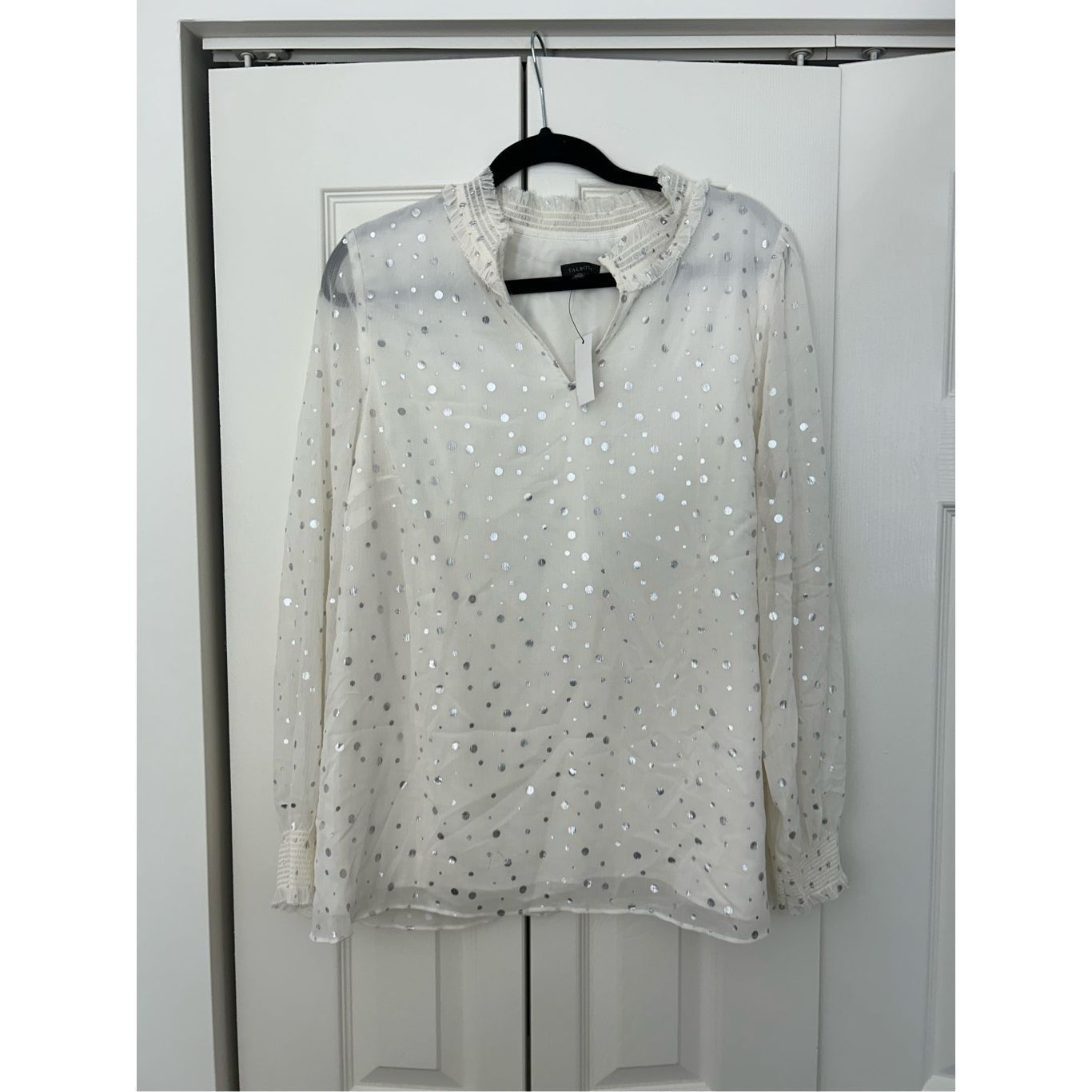 Talbots NWT Smocked Cheerful Dots Top White Silver Polka Dot