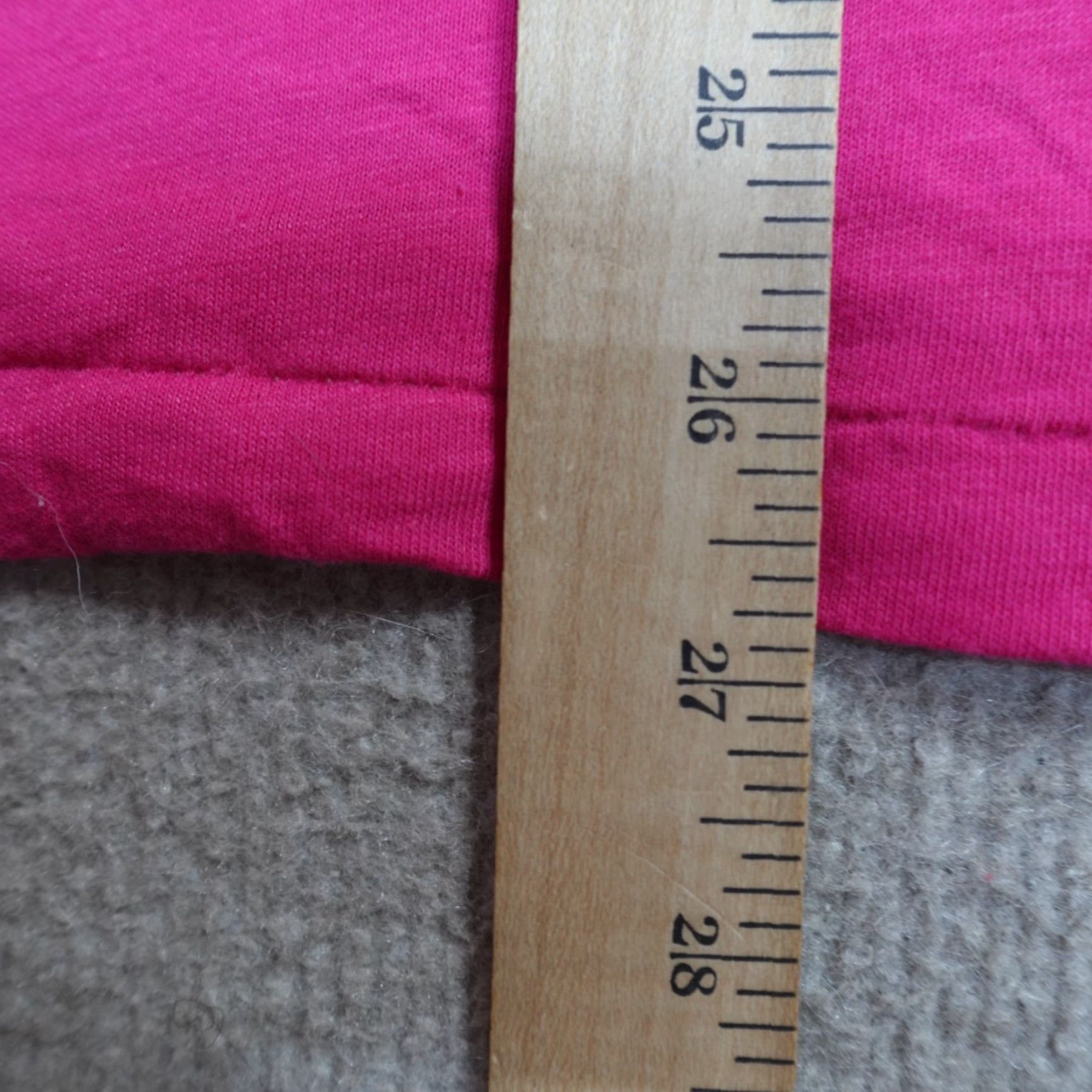 Vintage VINTAGE American Vintage Shirt Men S Pink USA 50/50 Crew Neck Short Sleeve CottonBlend 50/50 USA Shirt Vintage Pink Men S Small Size US S / EU 44-46 / 1 - 5 Thumbnail