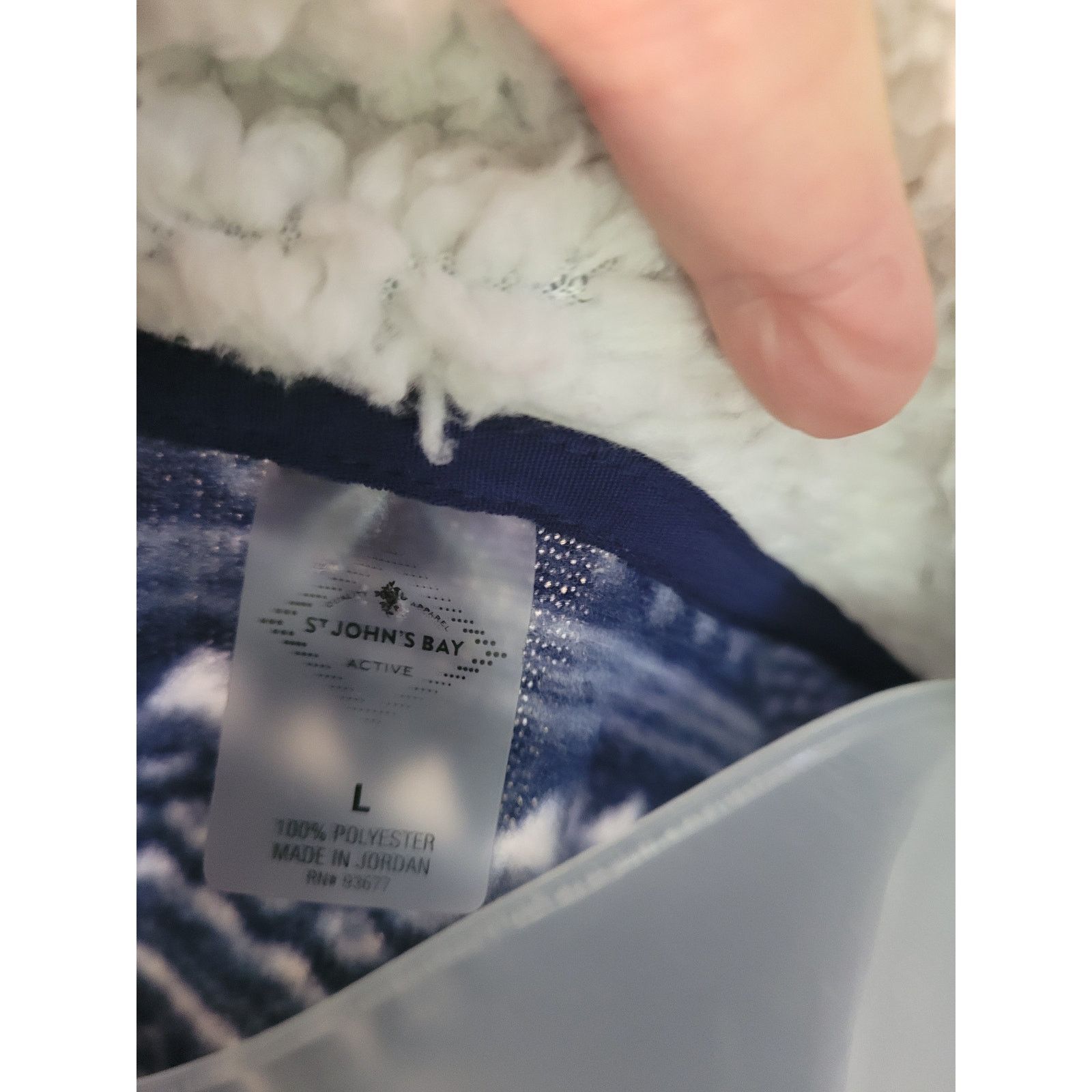 St. Johns Bay St Johns Bay Navy/Wht Fleece Neck Women Sweater Sz L Size L / US 10 / IT 46 - 3 Thumbnail