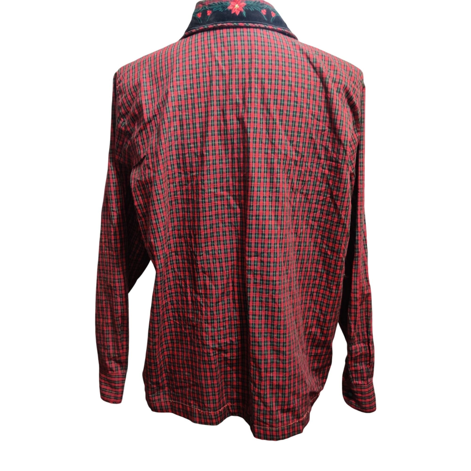 Vintage Vintage Karen Scott M Red Green Plaid Button Shirt Embroider Size M / US 6-8 / IT 42-44 - 4 Thumbnail